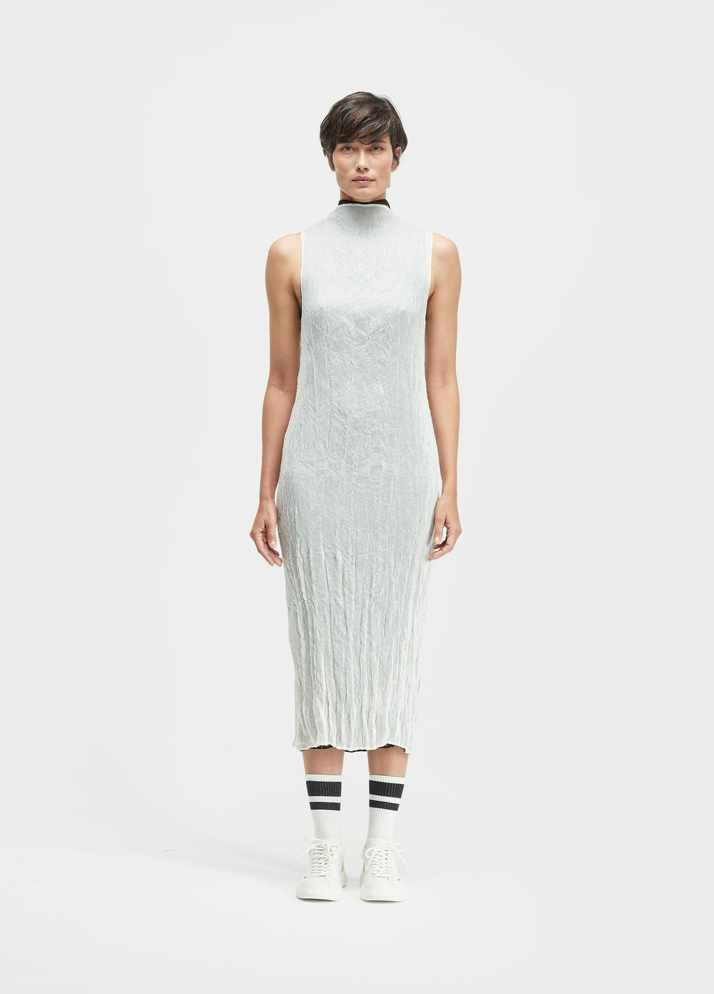 VESTIDO SLEEVELESS PLISSÊ DUO