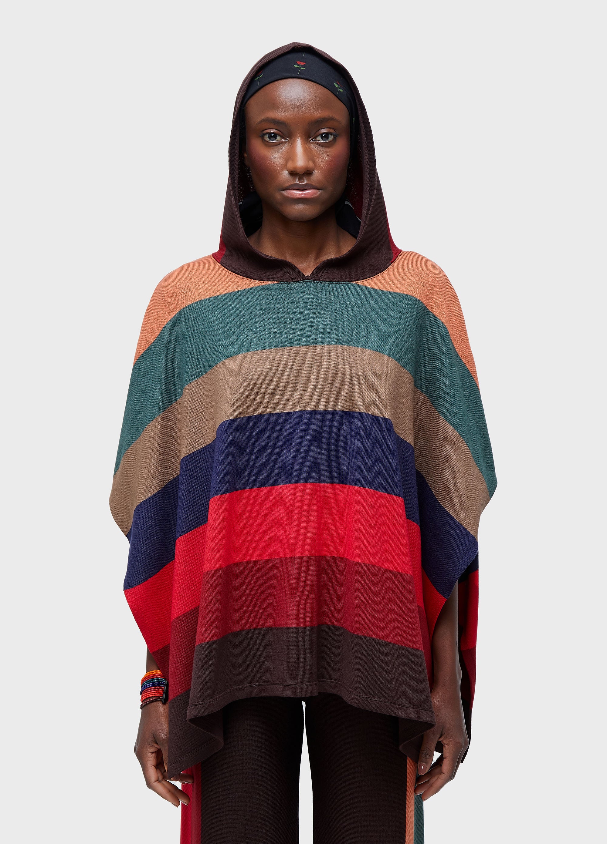 PONCHO CAPUZ COLORFULL STRIPES MARROM/VERMELHO