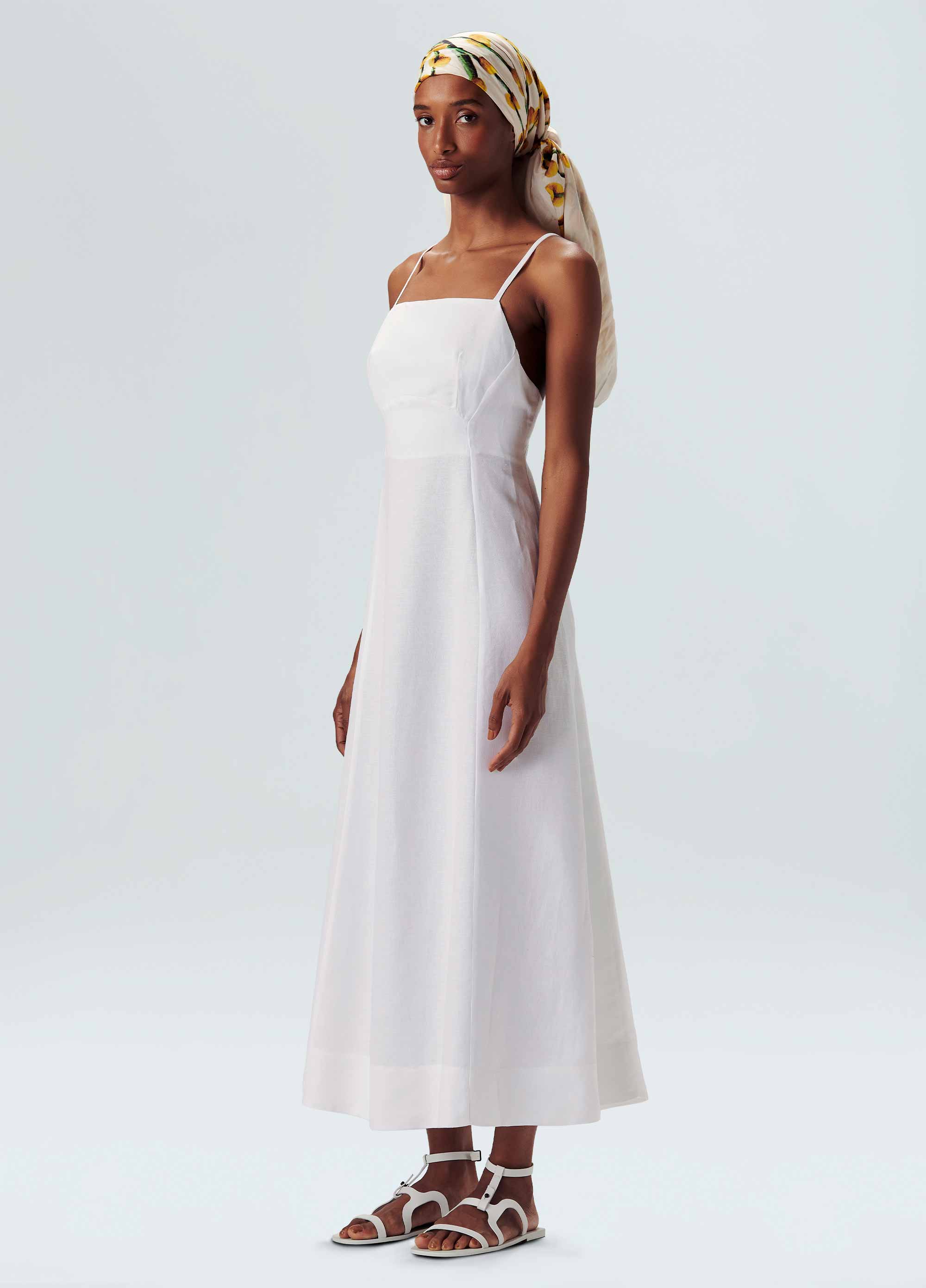 VESTIDO RECORTES