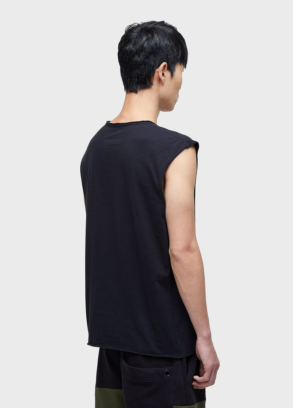 T-SHIRT SLEVELESS PRETO