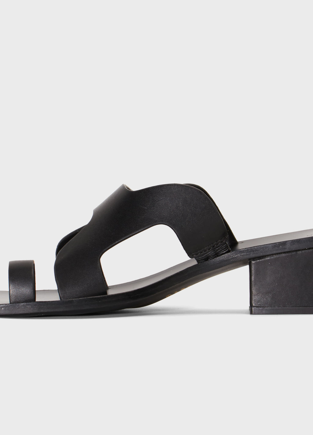 SANDÁLIA SALTO CALÇADÃO