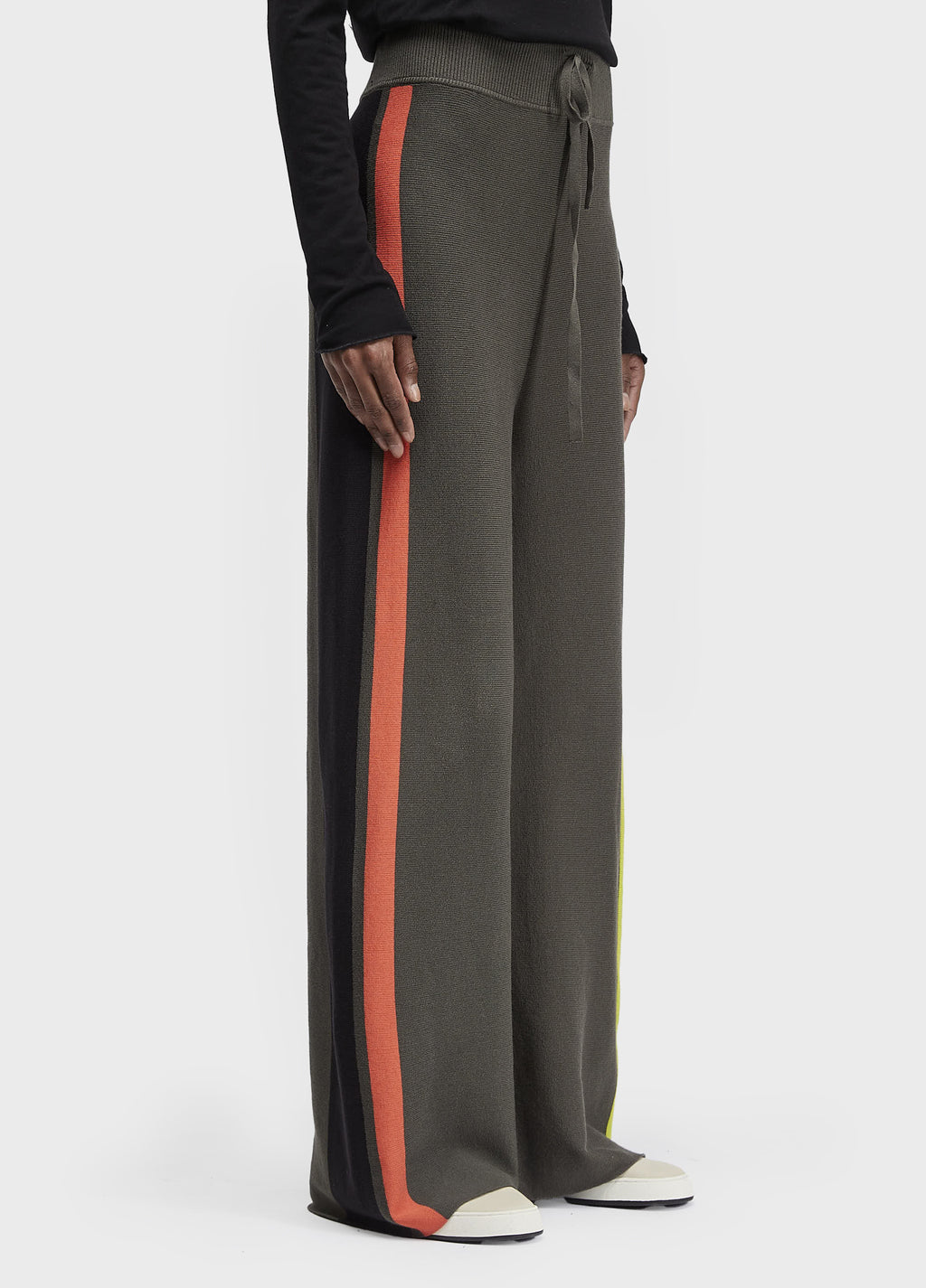 CALÇA TRICOT LISTRADO