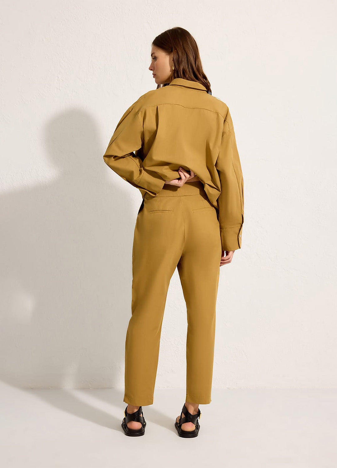 CALÇA ALFAIATARIA CÓS LARGO