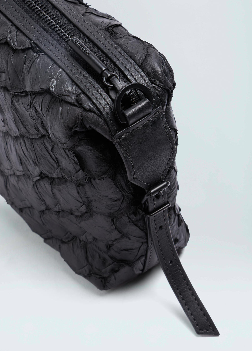 BOLSA PIRARUCU ARUA