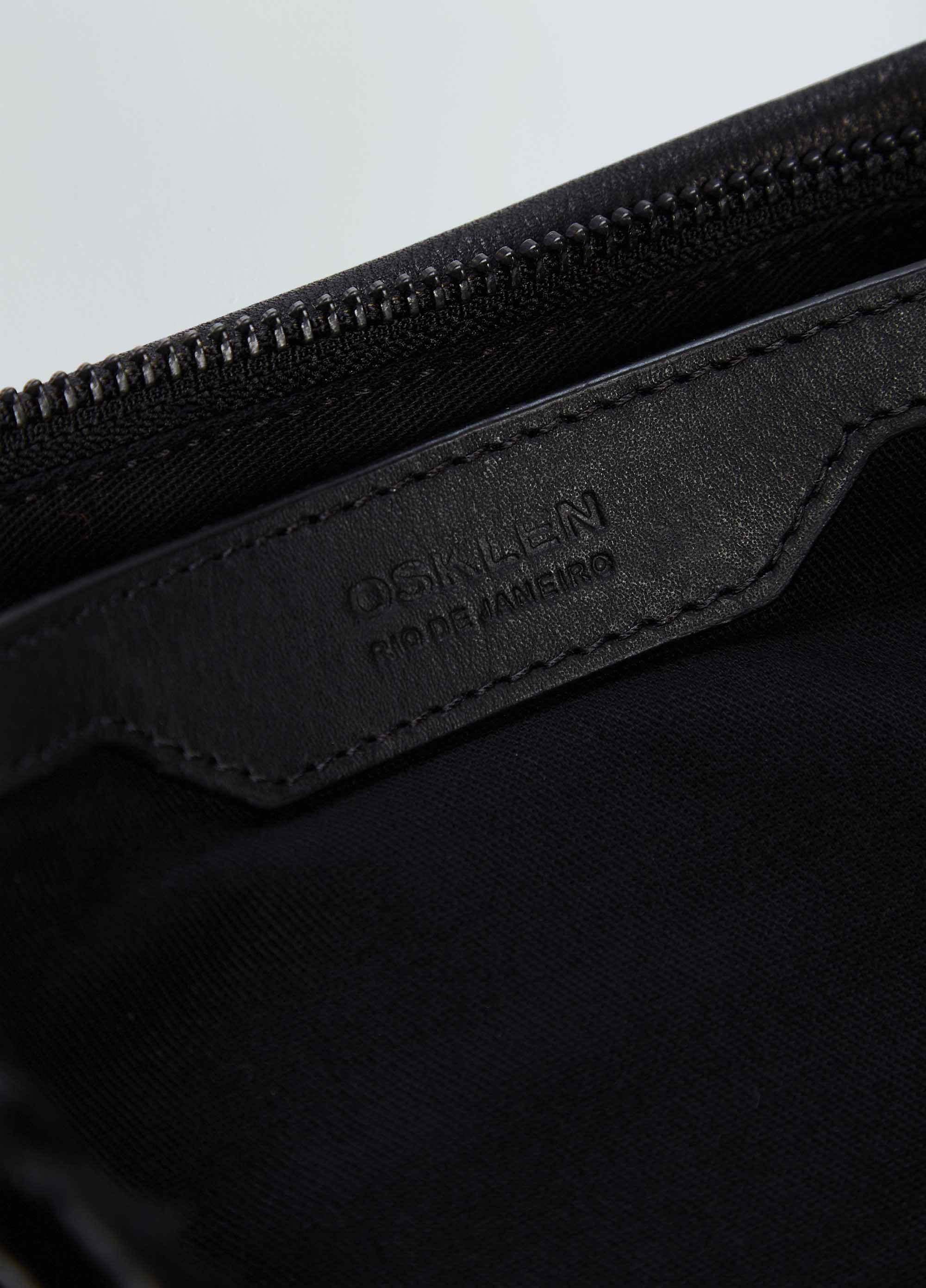 BOLSA POCHETE FLAT PIRARUCU