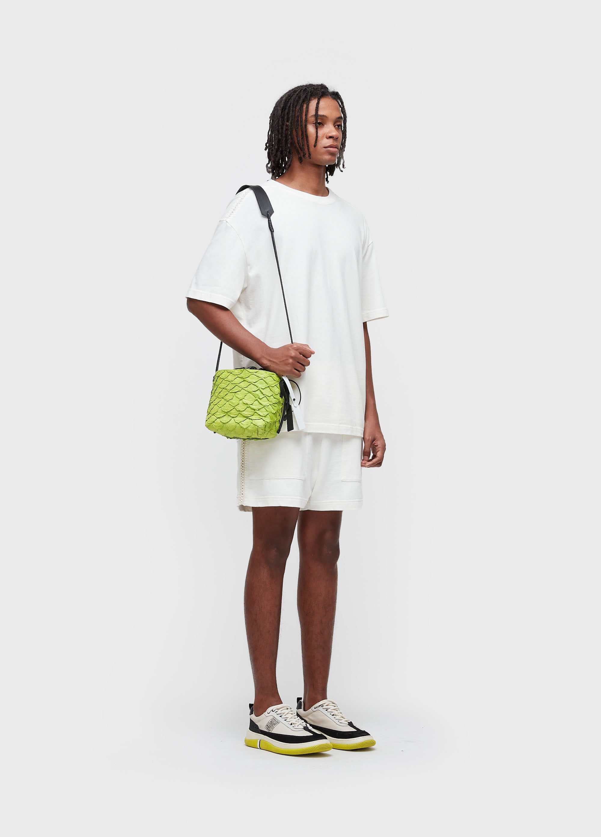 T-Shirt Over Shoulder Crochet – Eme Mater