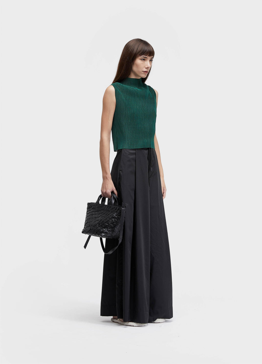 BLUSA SLEEVELESS PLISSÊ