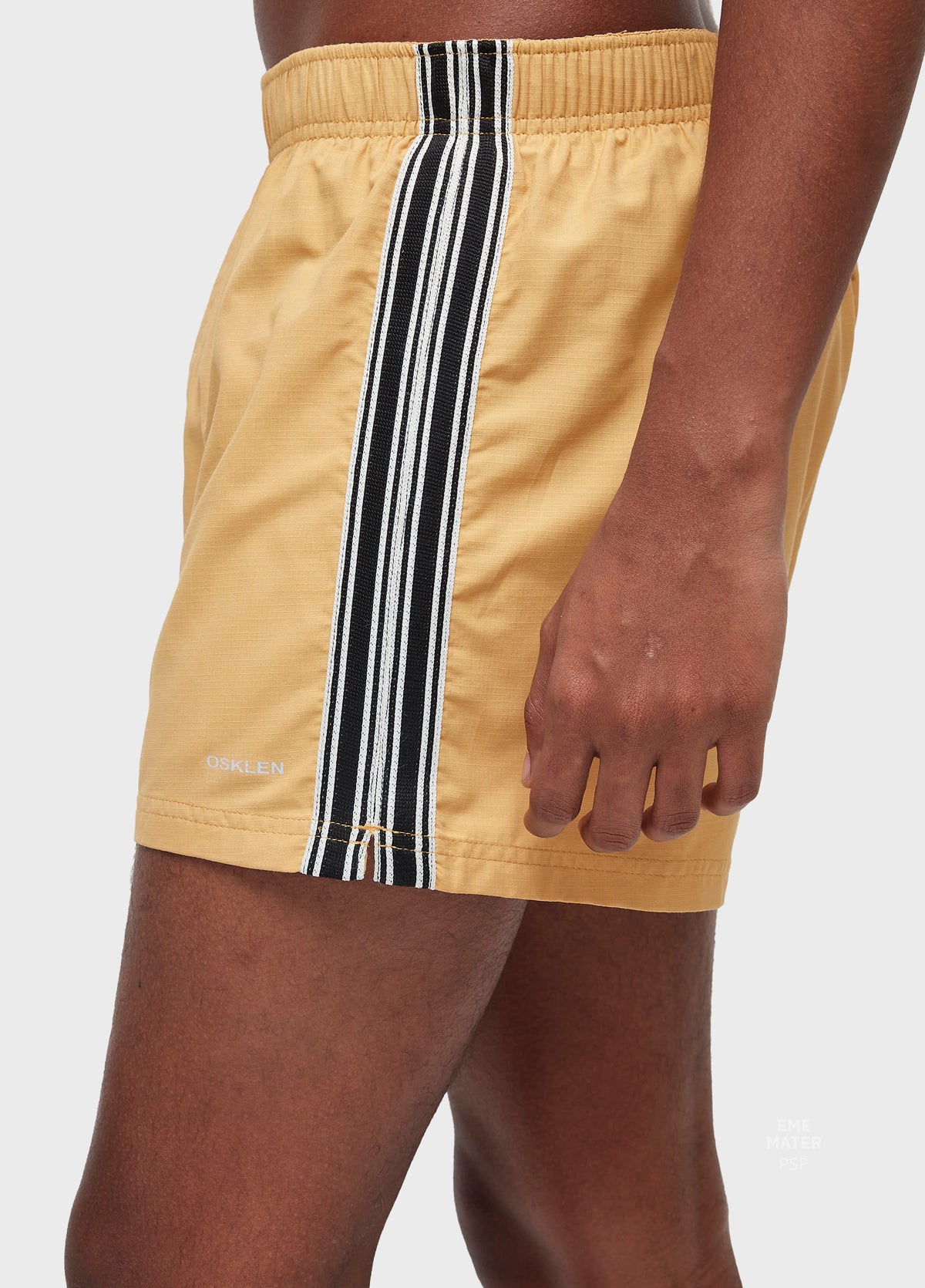 RESORT SHORT CALIFÓRNIA STRIPES