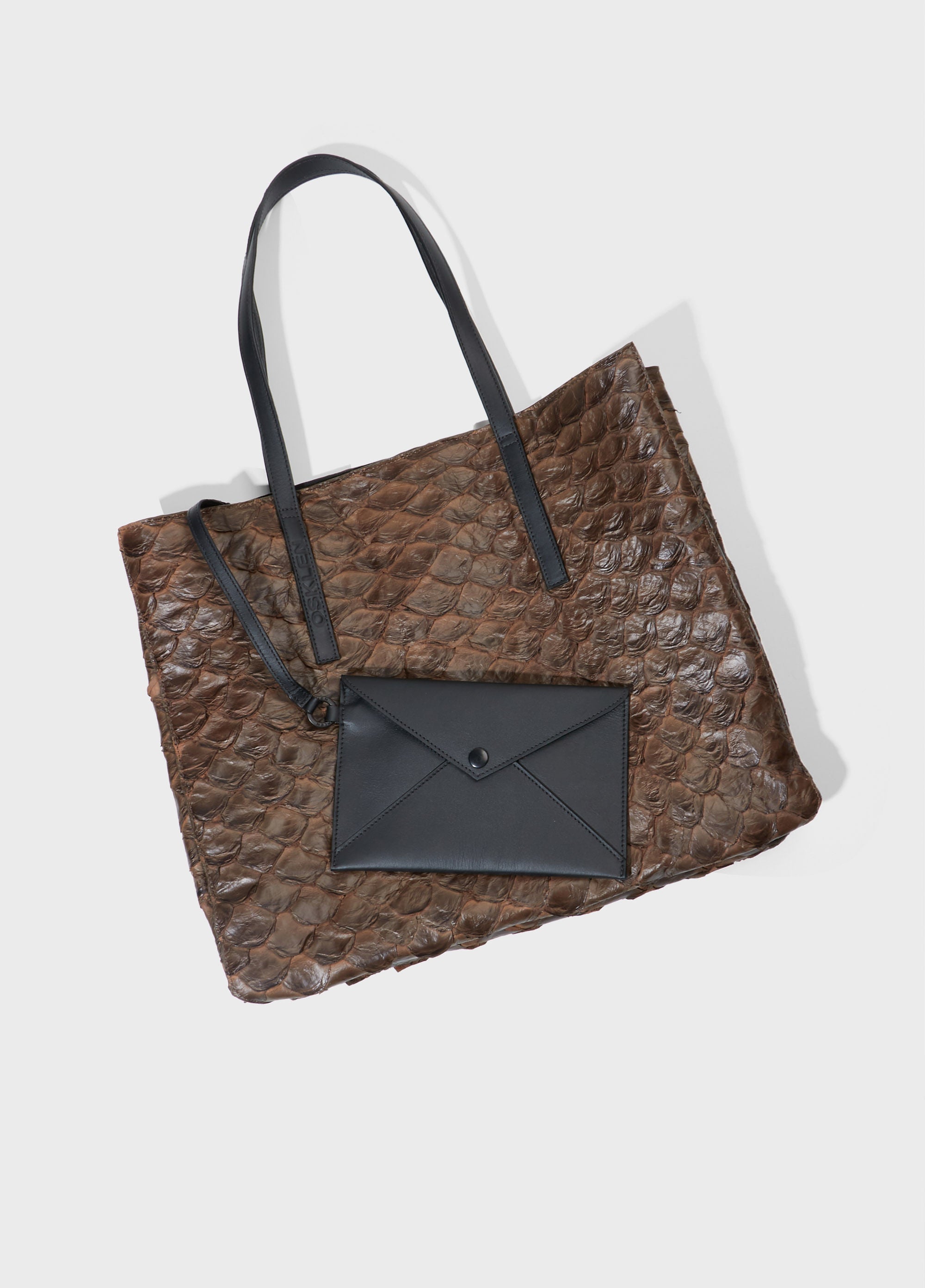 BOLSA PIRARUCU YVI