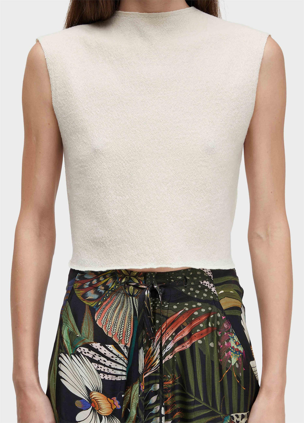 SLEEVELESS WOOL
