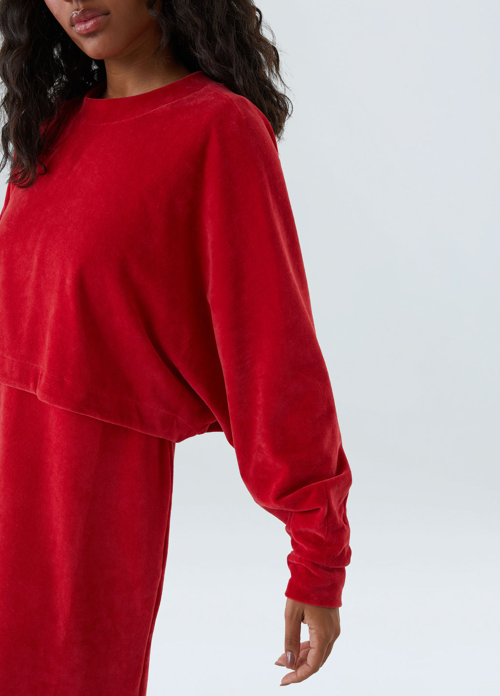 CASACO CROPPED PLUSH CARMIM