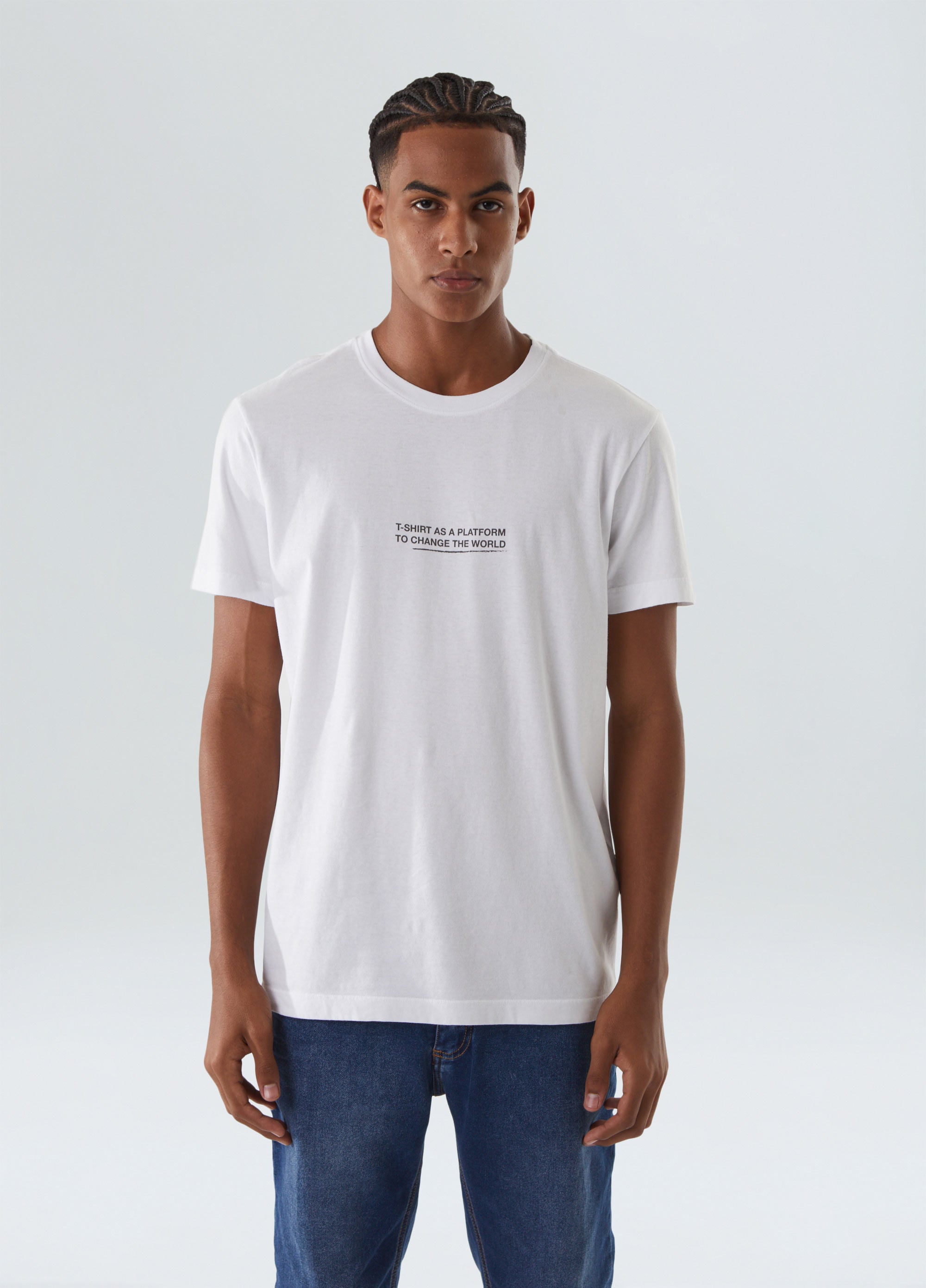 T-SHIRT STONE PLATFORM