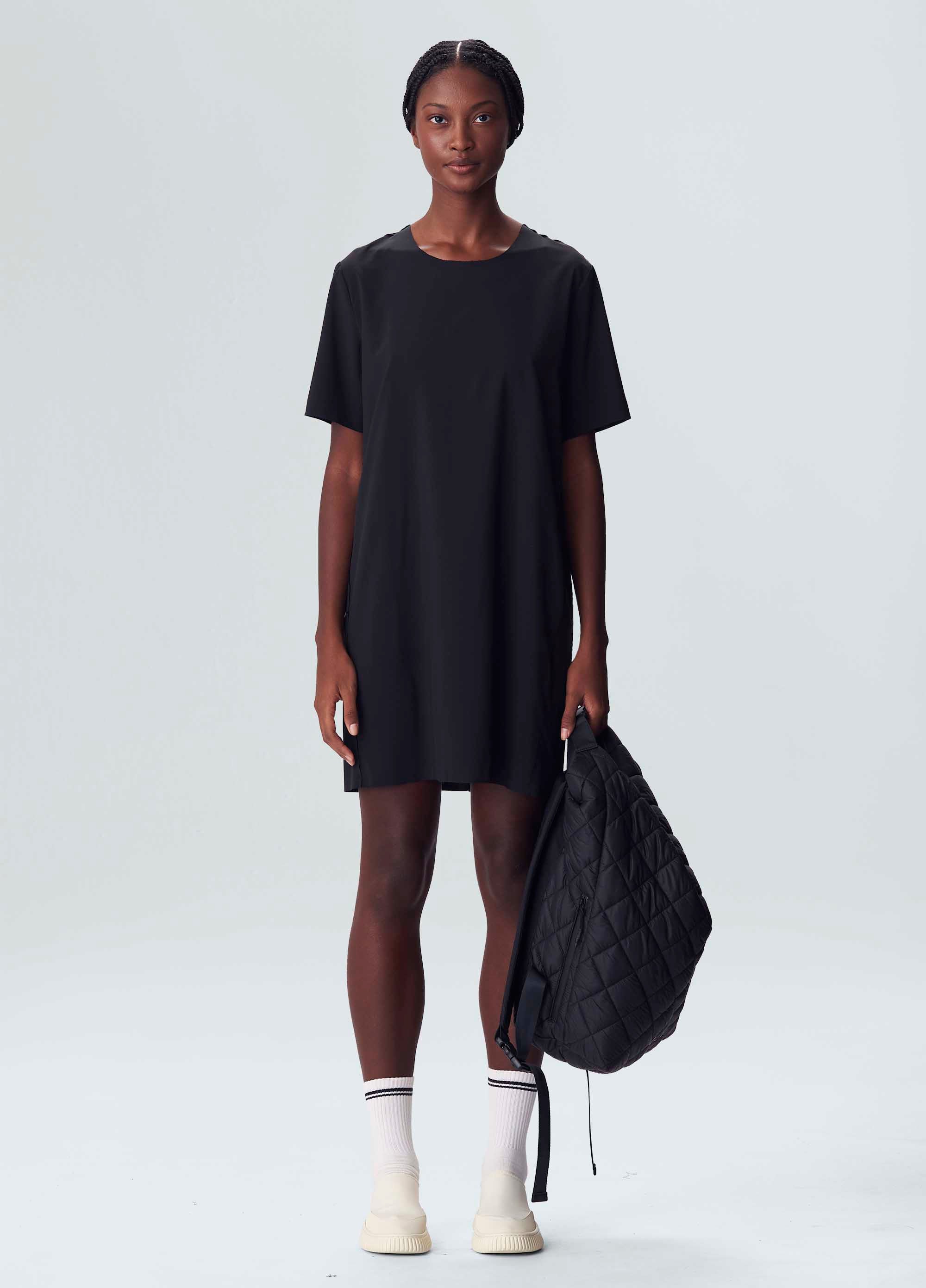 VESTIDO SUPERLIGHT T-SHIRT CURTO