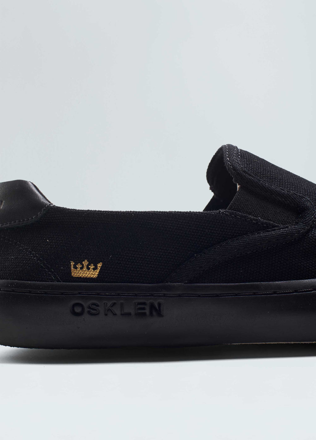 TÊNIS CANVAS SLIP ON BLACK SOLE M