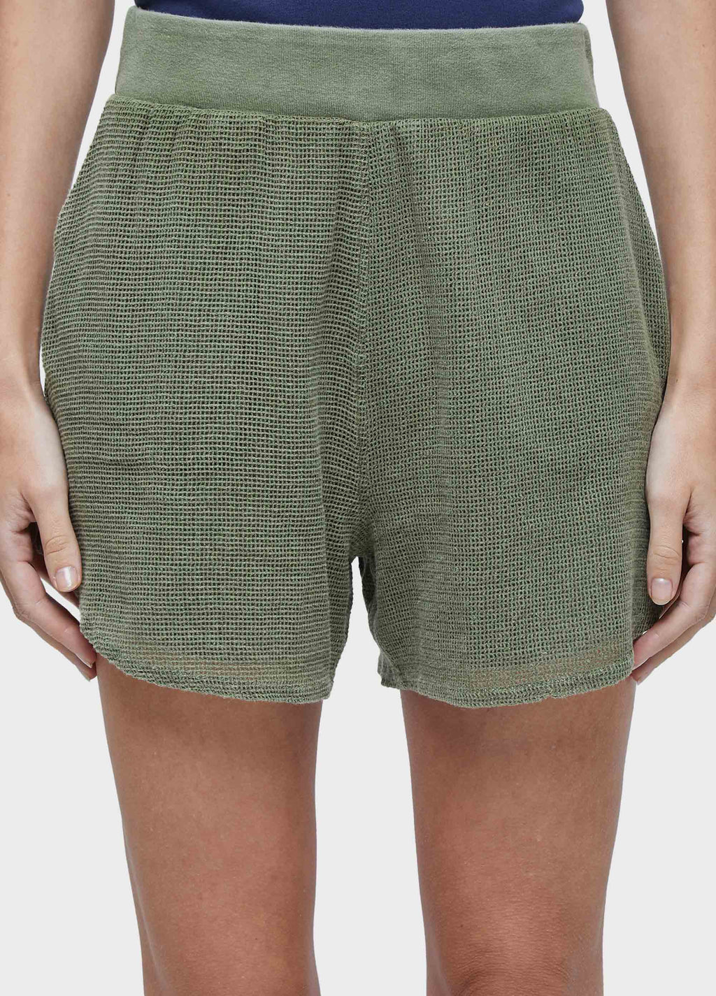 SHORT ASA DELTA TELA VERDE PALMEIRA