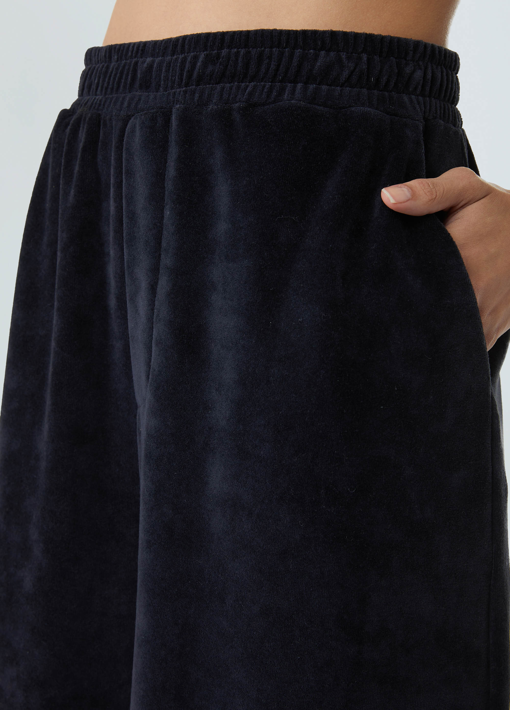 CALCA JOGGING PLUSH PRETO
