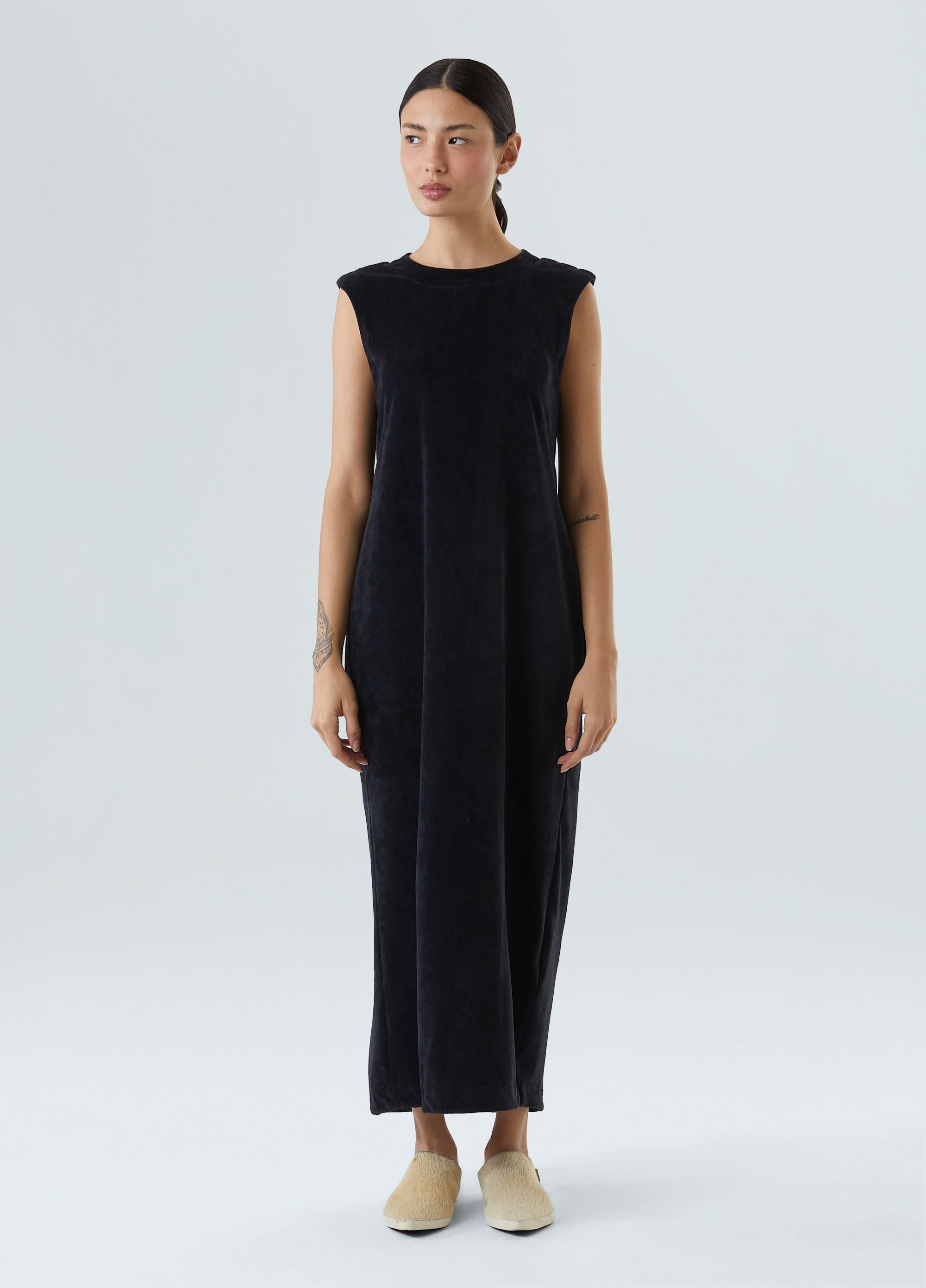 VESTIDO FIT PLUSH