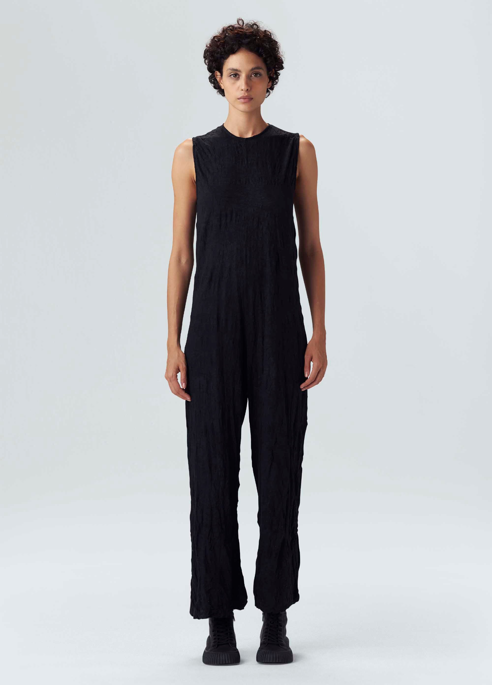 MACACÃO SLEEVELESS AMASSADO