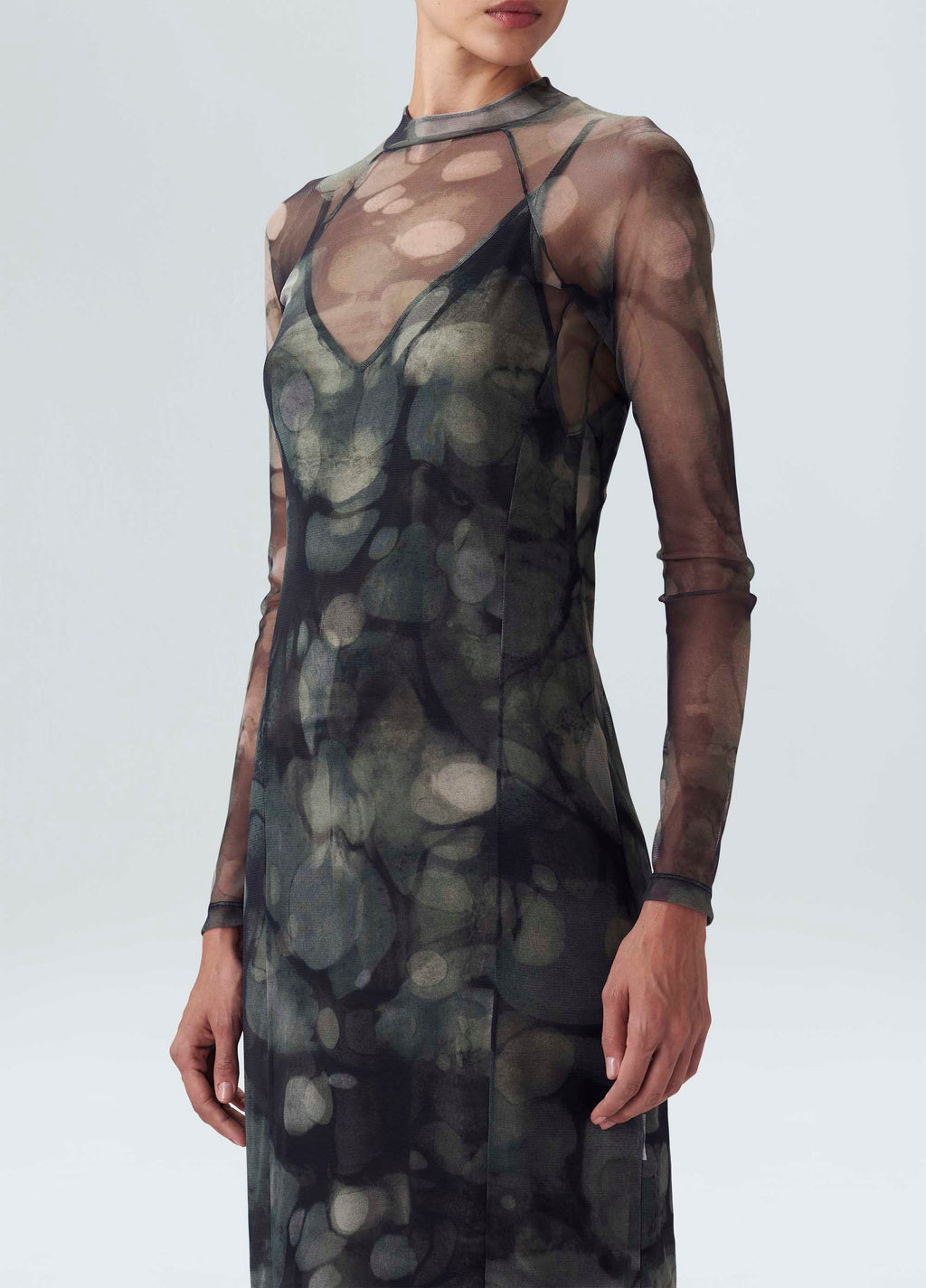 VESTIDO ML LONGO TULE FUNGUS