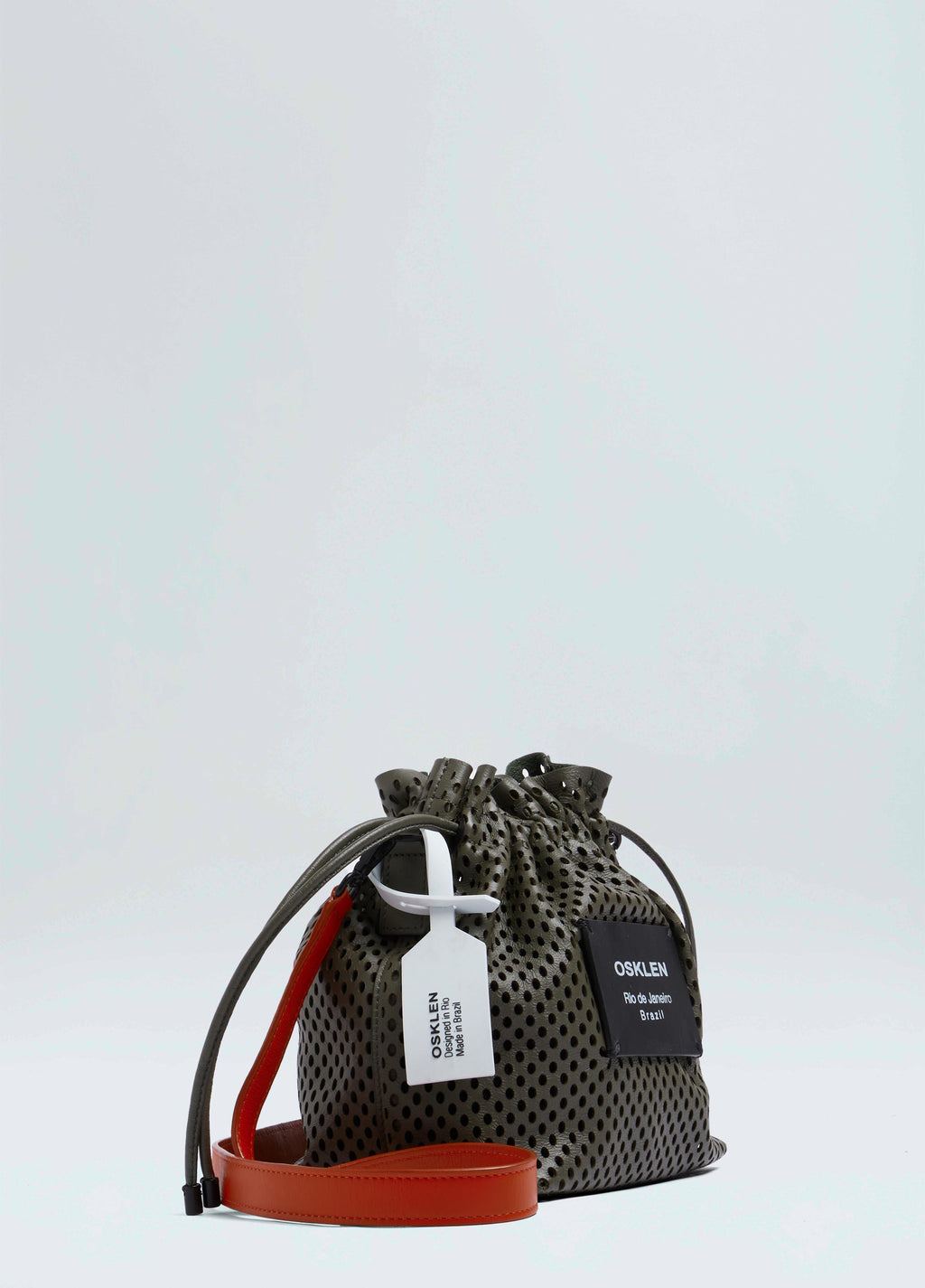 BOLSA SMALL CROSSBODY COURO MICROFUROS