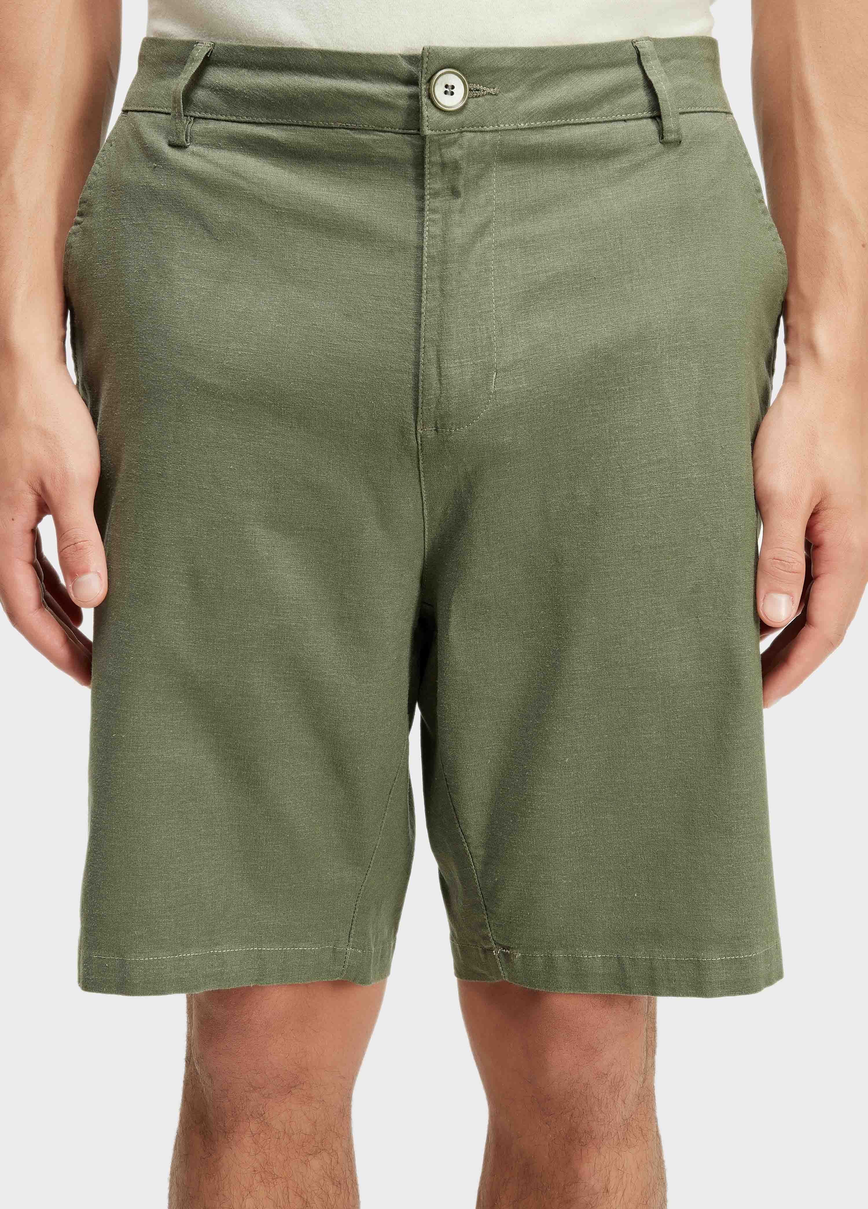 BERMUDA ALFAIATARIA BASIC LINEN MILITAR