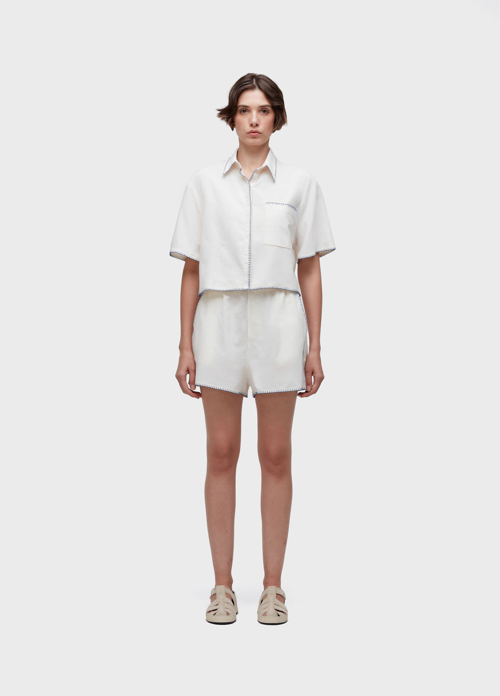 SHORT BORDADO KNOT