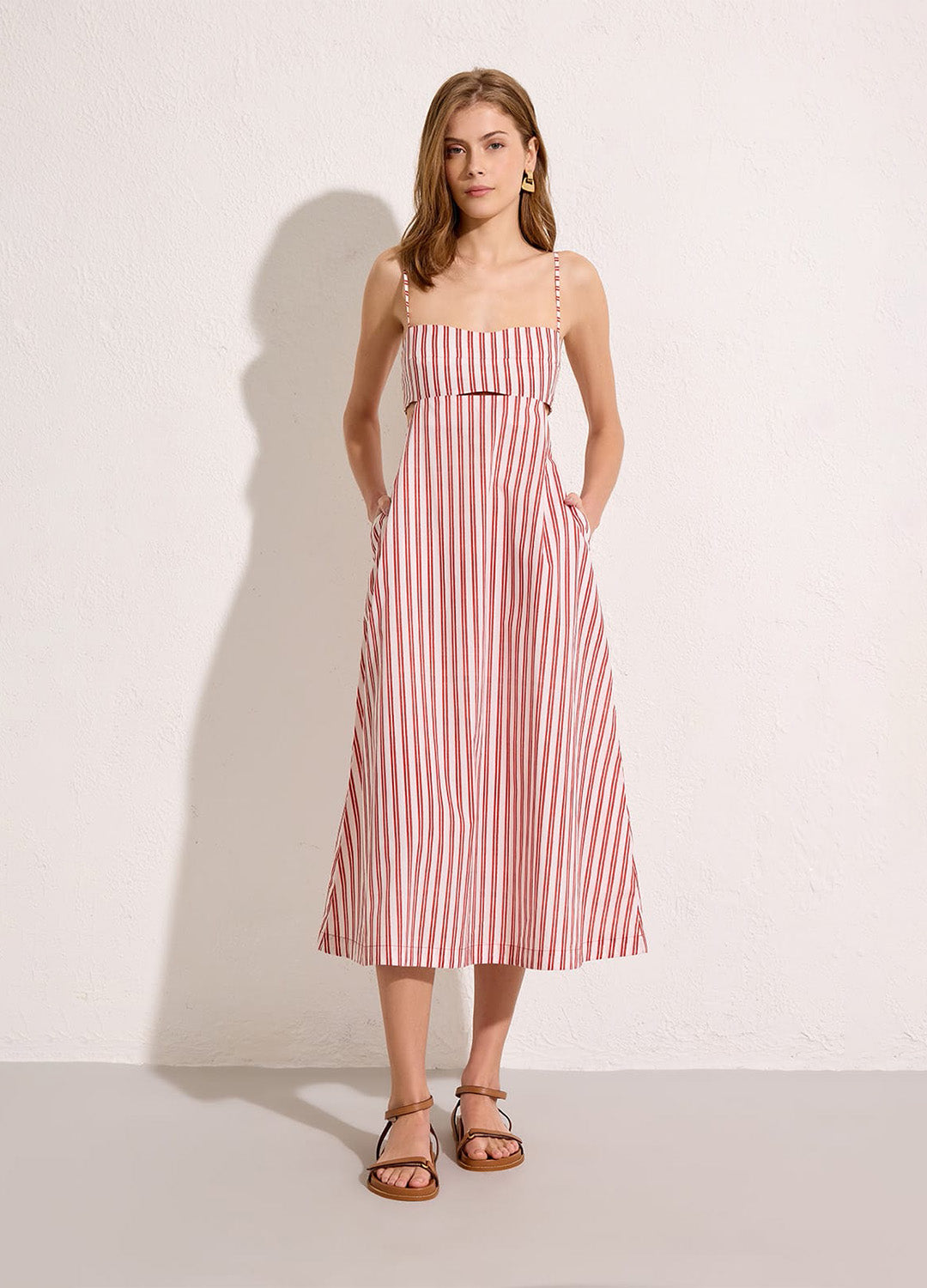 VESTIDO DETALHE VAZADO