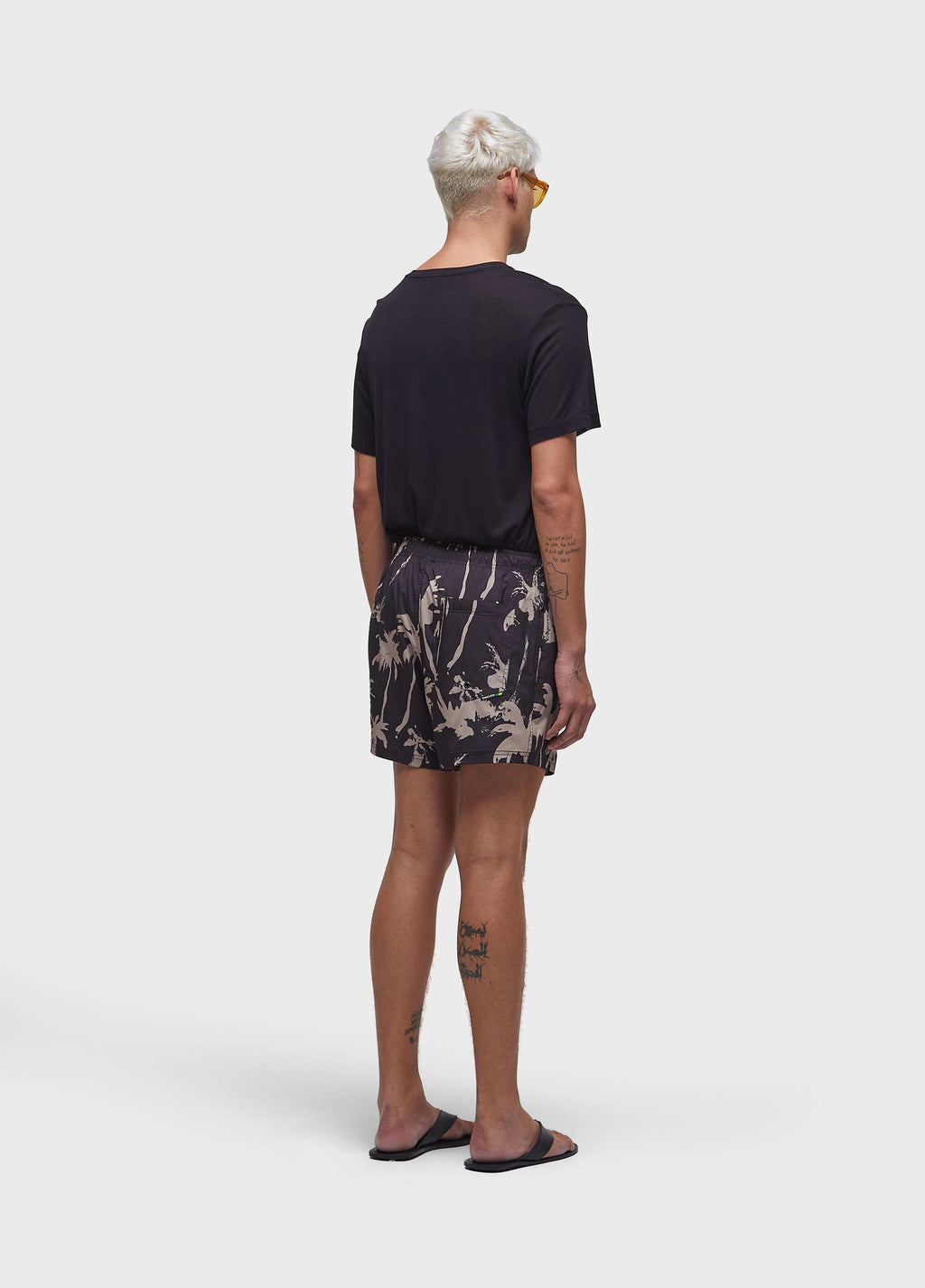 BEACH SHORT AQUAONE RORSCHACH PRETO/CAQUI