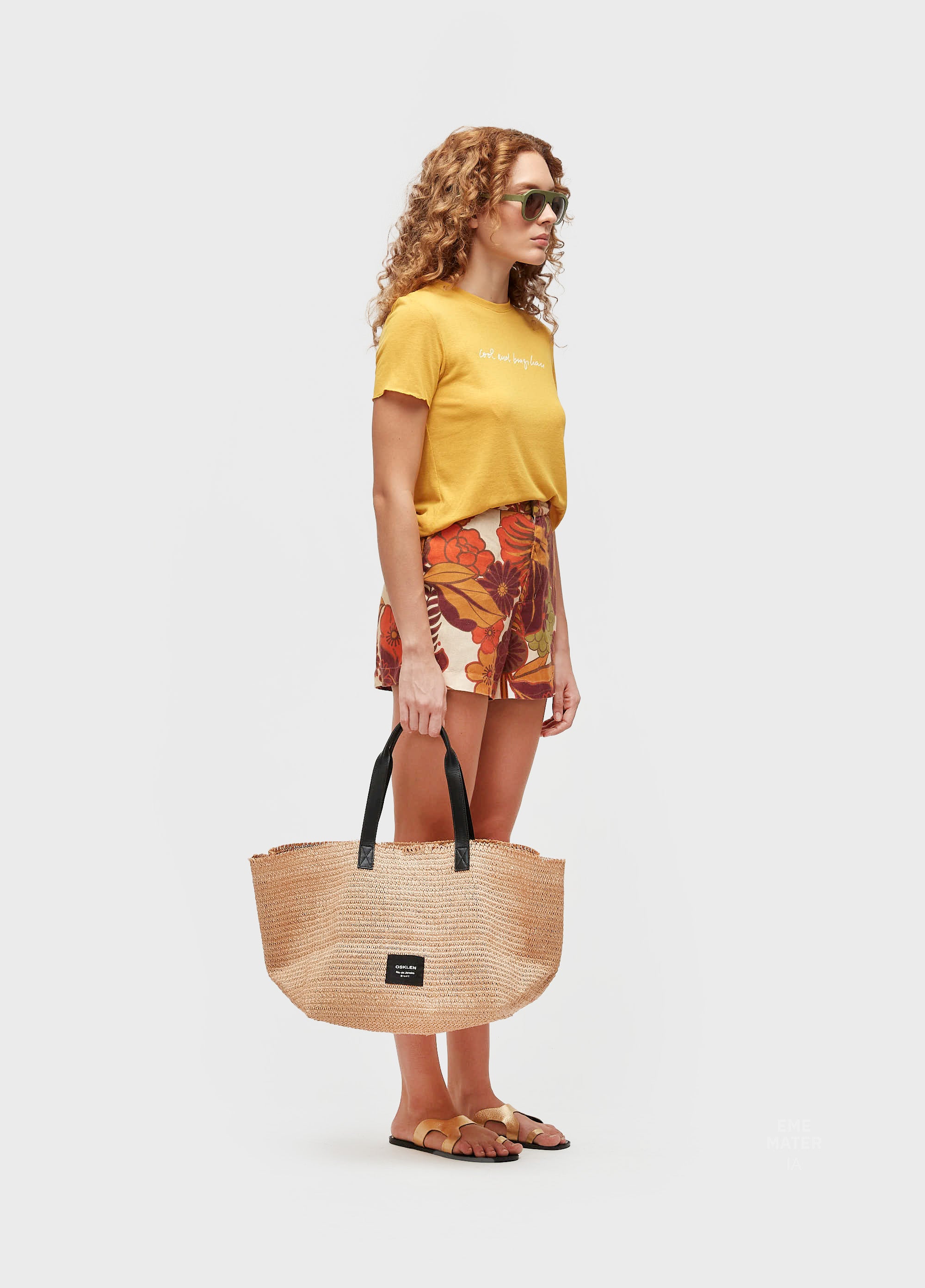 T-SHIRT FEM COOL AND BRAZILIAN DAMASCO/BRANCO