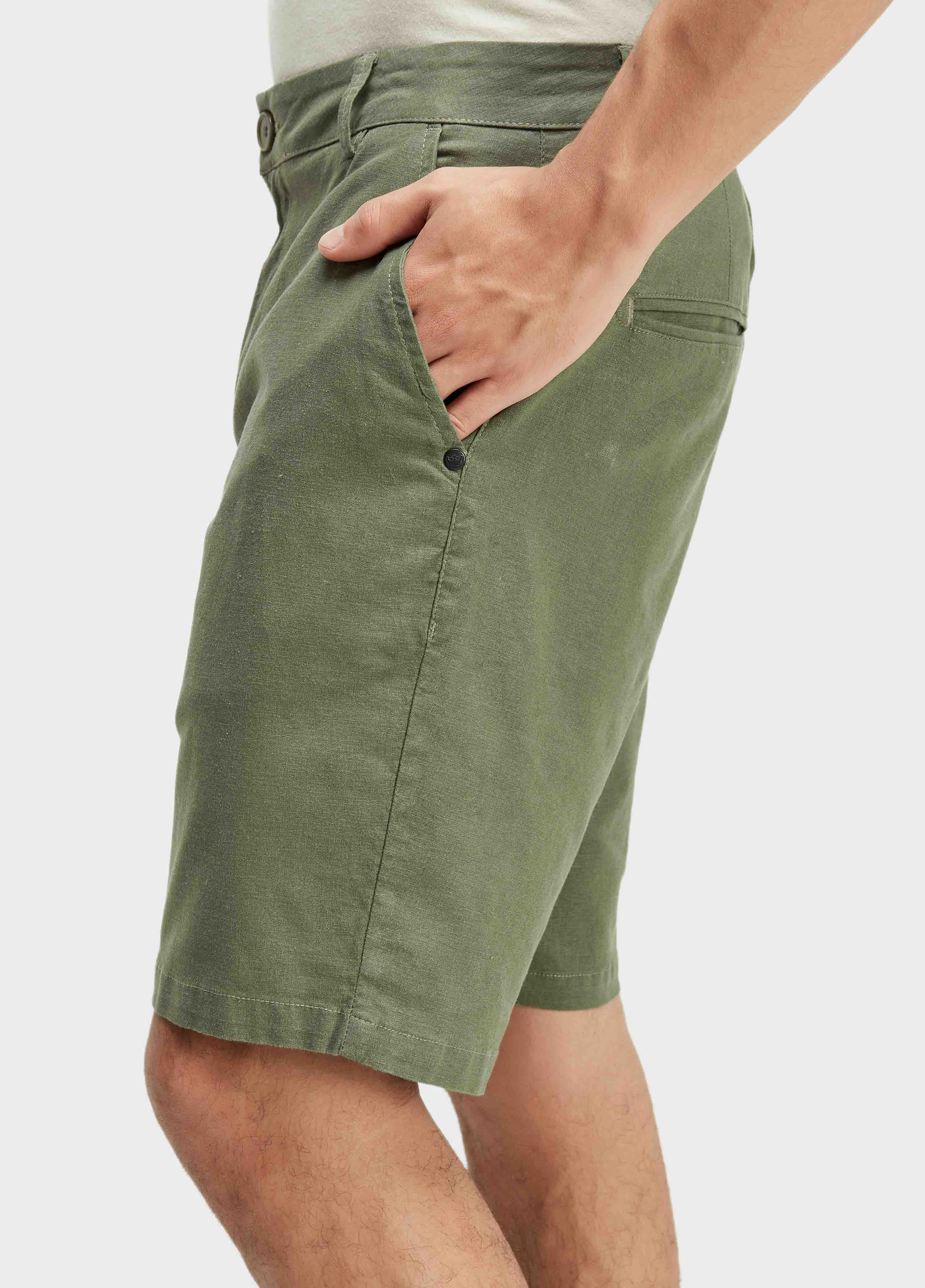 BERMUDA ALFAIATARIA BASIC LINEN MILITAR