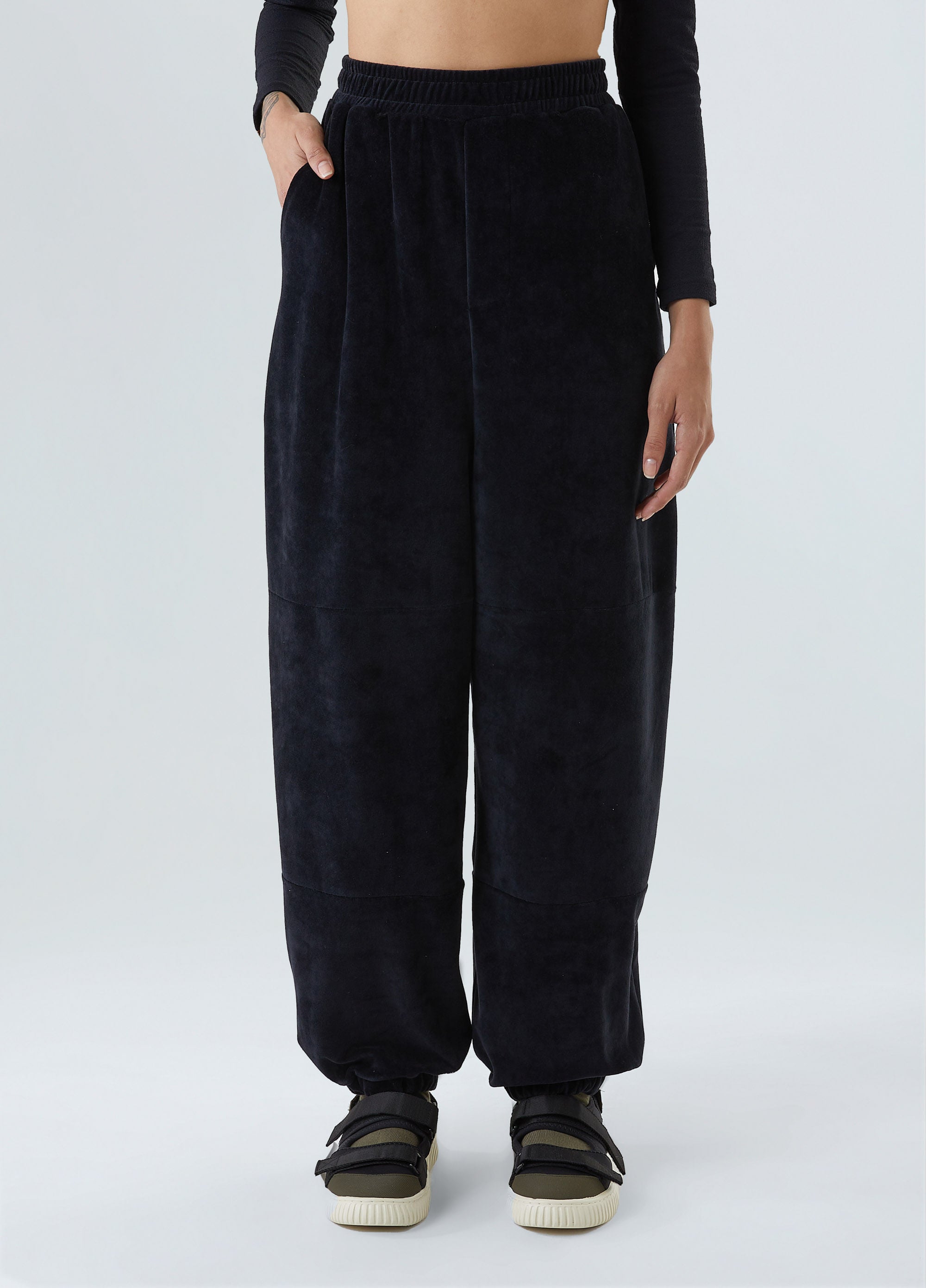 CALCA JOGGING PLUSH PRETO