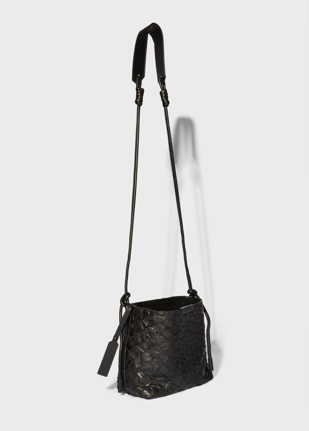 BOLSA PIRARUCU CURIMBO PRETO