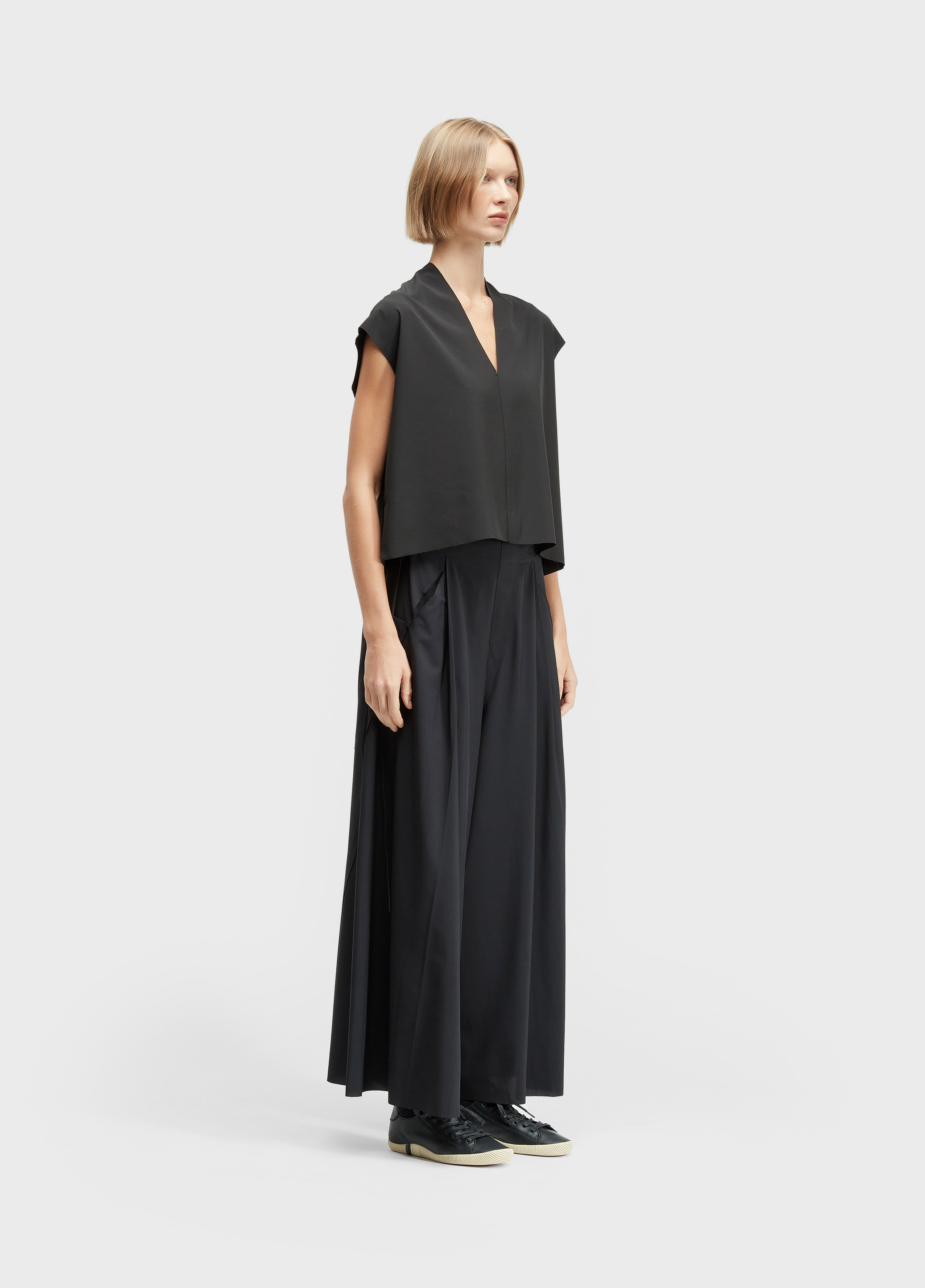BLUSA SLEEVELESS V SUPERLIGHT