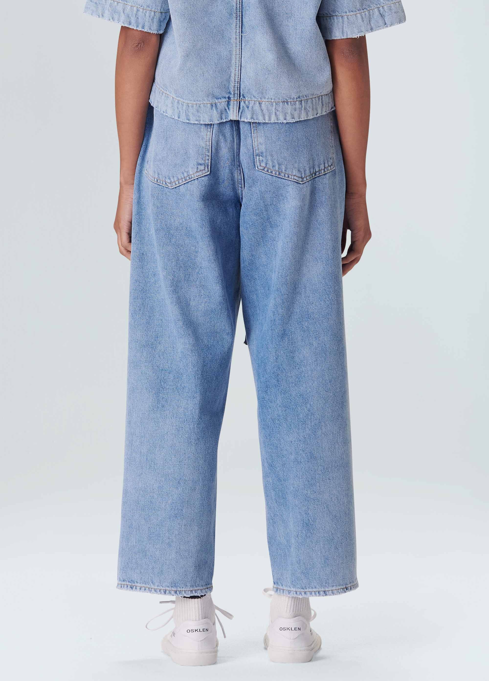 CALÇA OVERSIZED JEANS