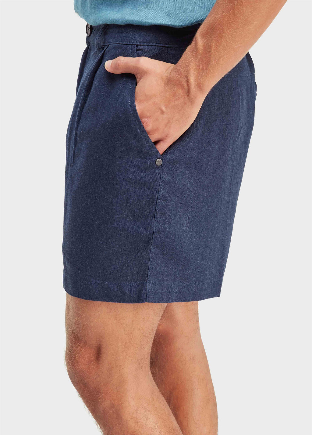 SHORT FLUID LINEN PLEATS