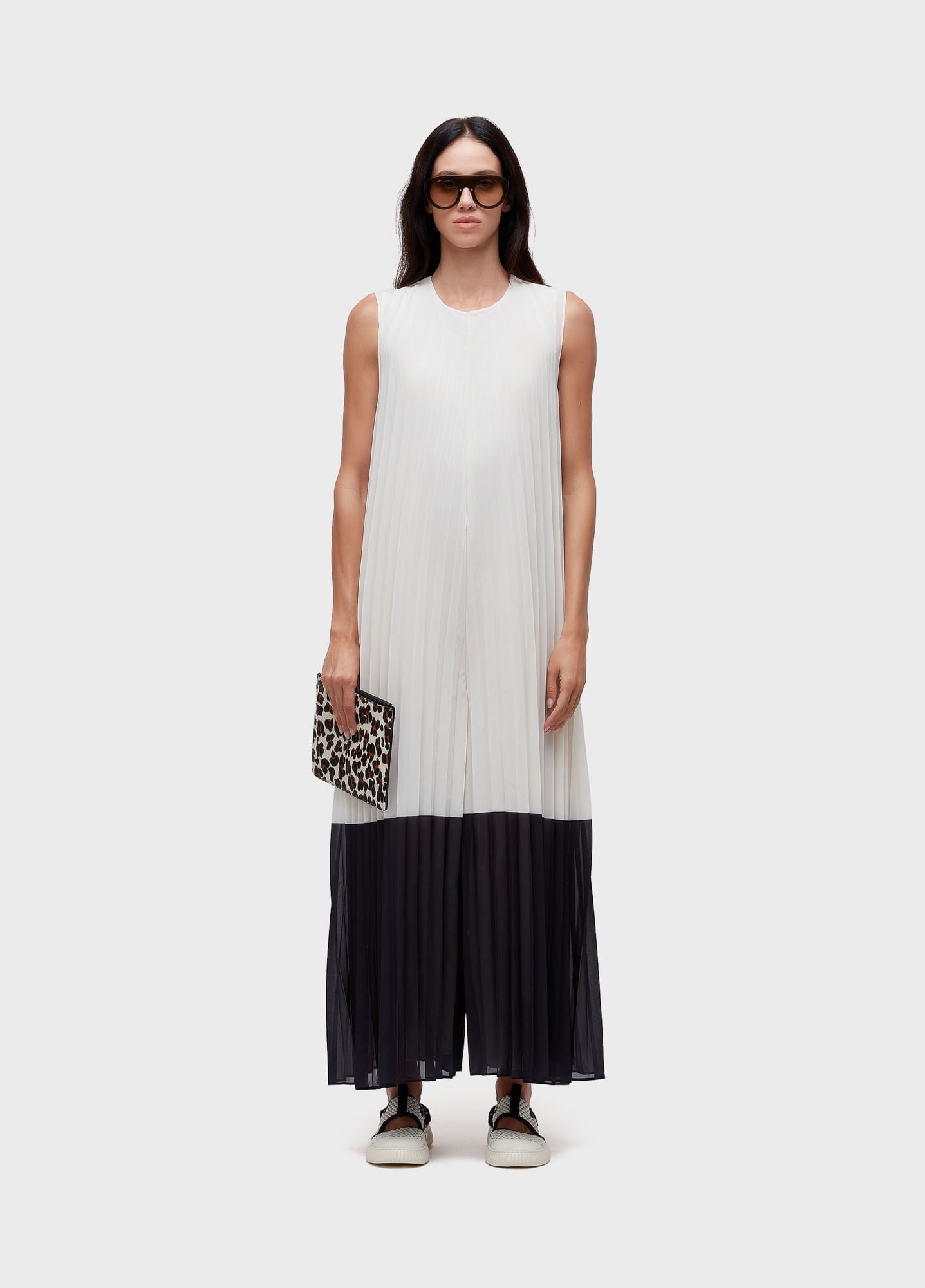 MACACAO SLEEVELESS PLISSADO OFF-WHITE/PRETO