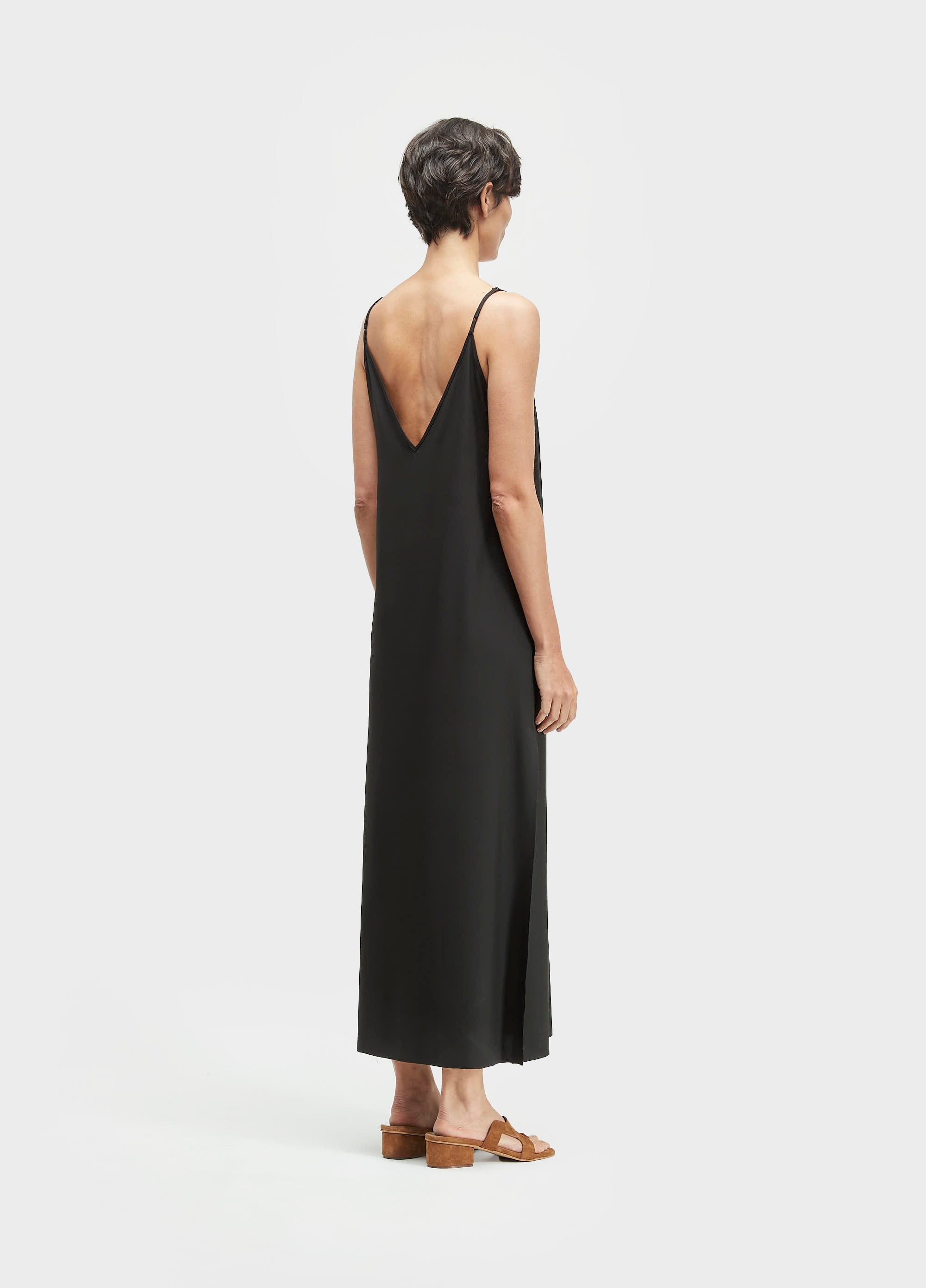 VESTIDO MIDI ALÇAS SUPERLIGHT