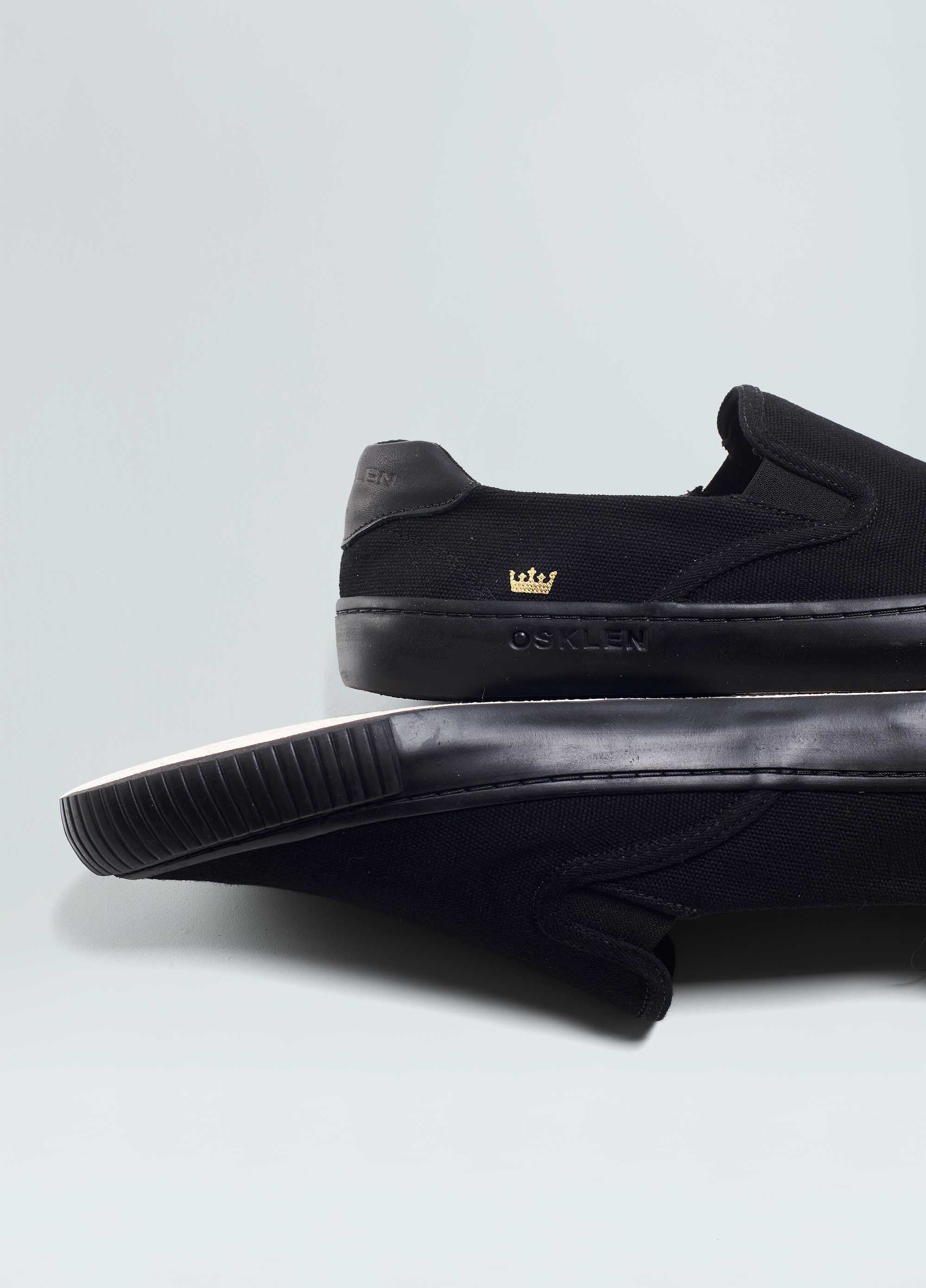 TÊNIS CANVAS SLIP ON BLACK SOLE M