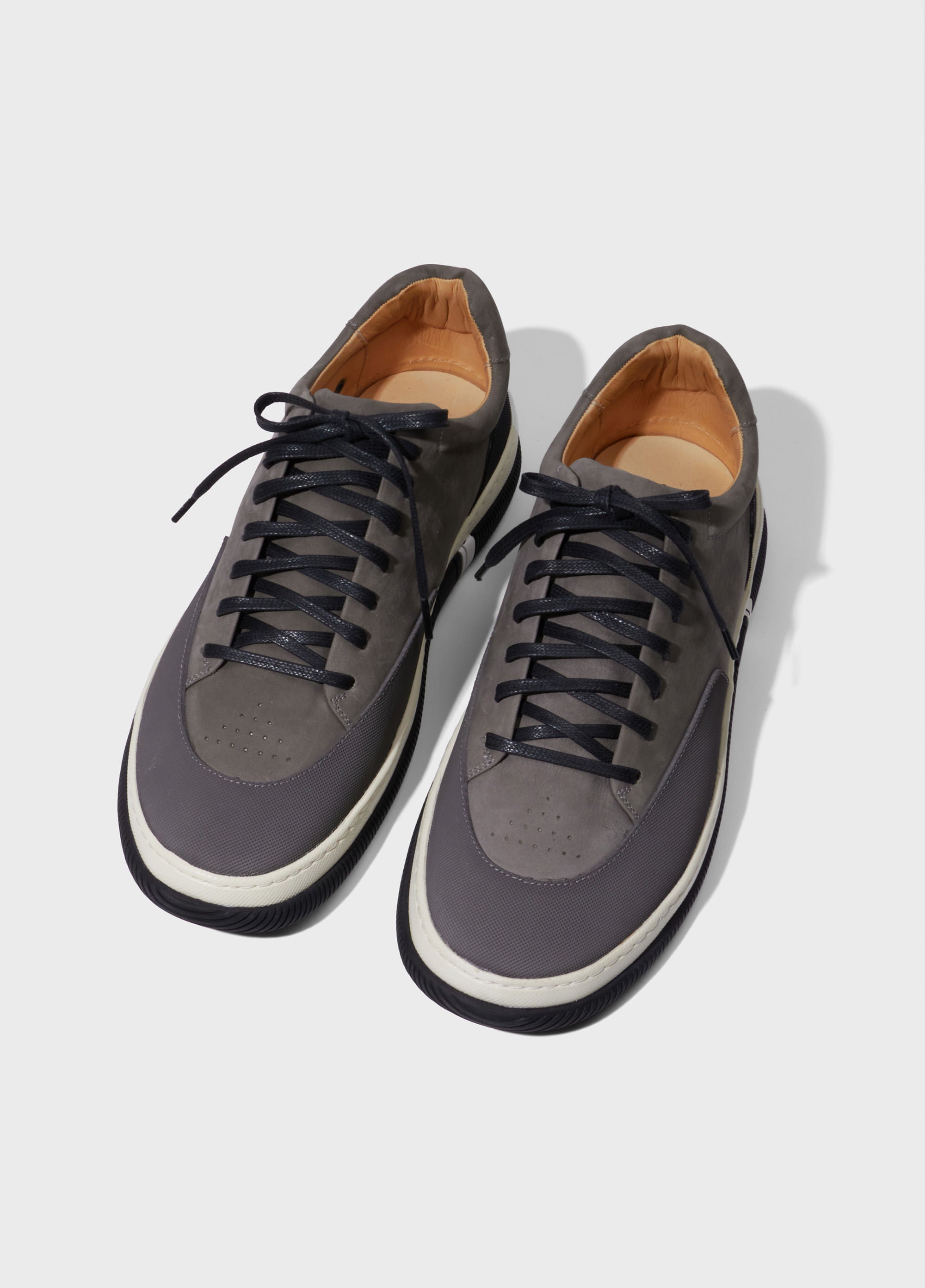 TÊNIS HYBRID LACES OIL M