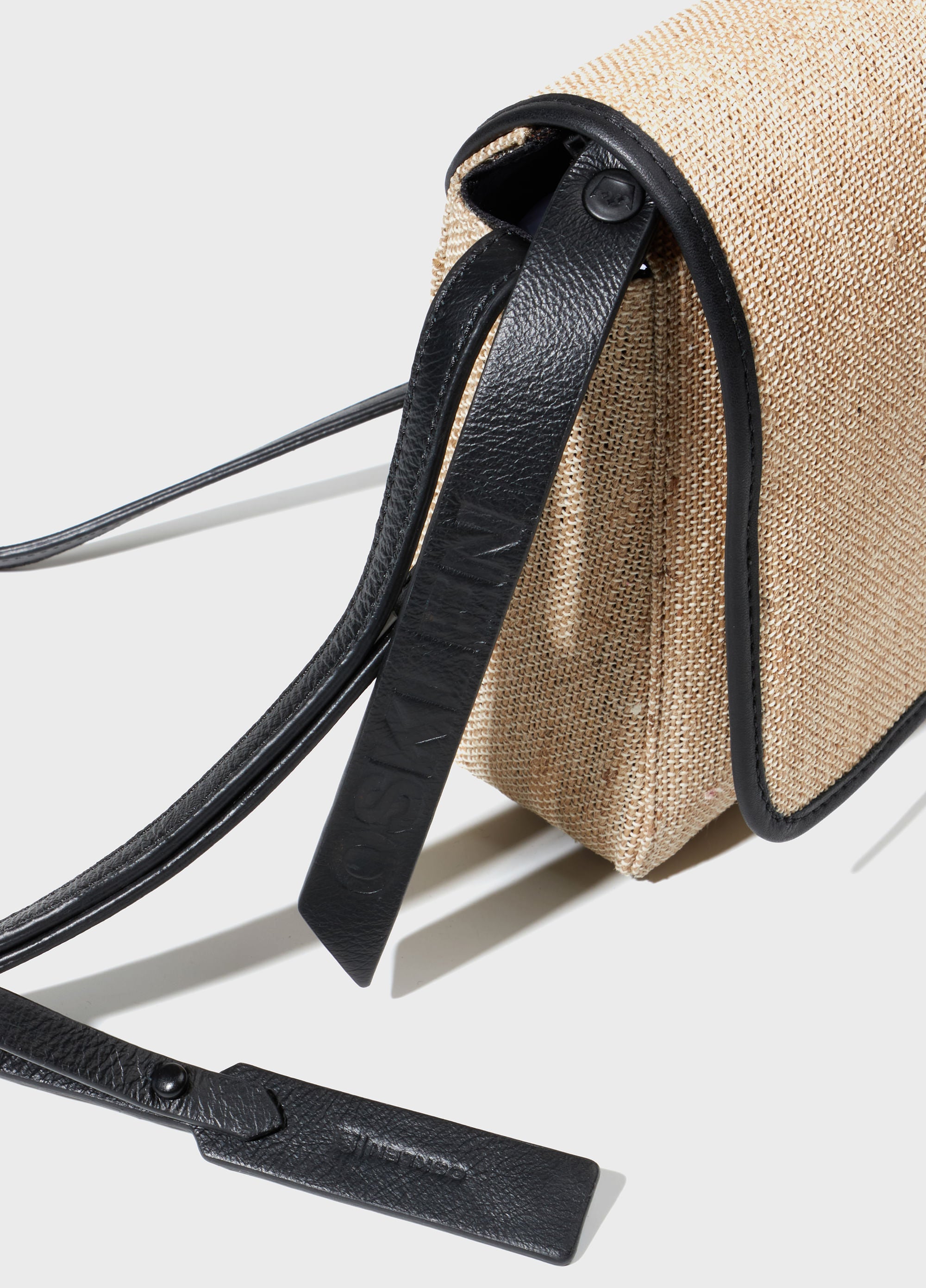 BOLSA CARTEIRO JUTA NATURAL/PRETO