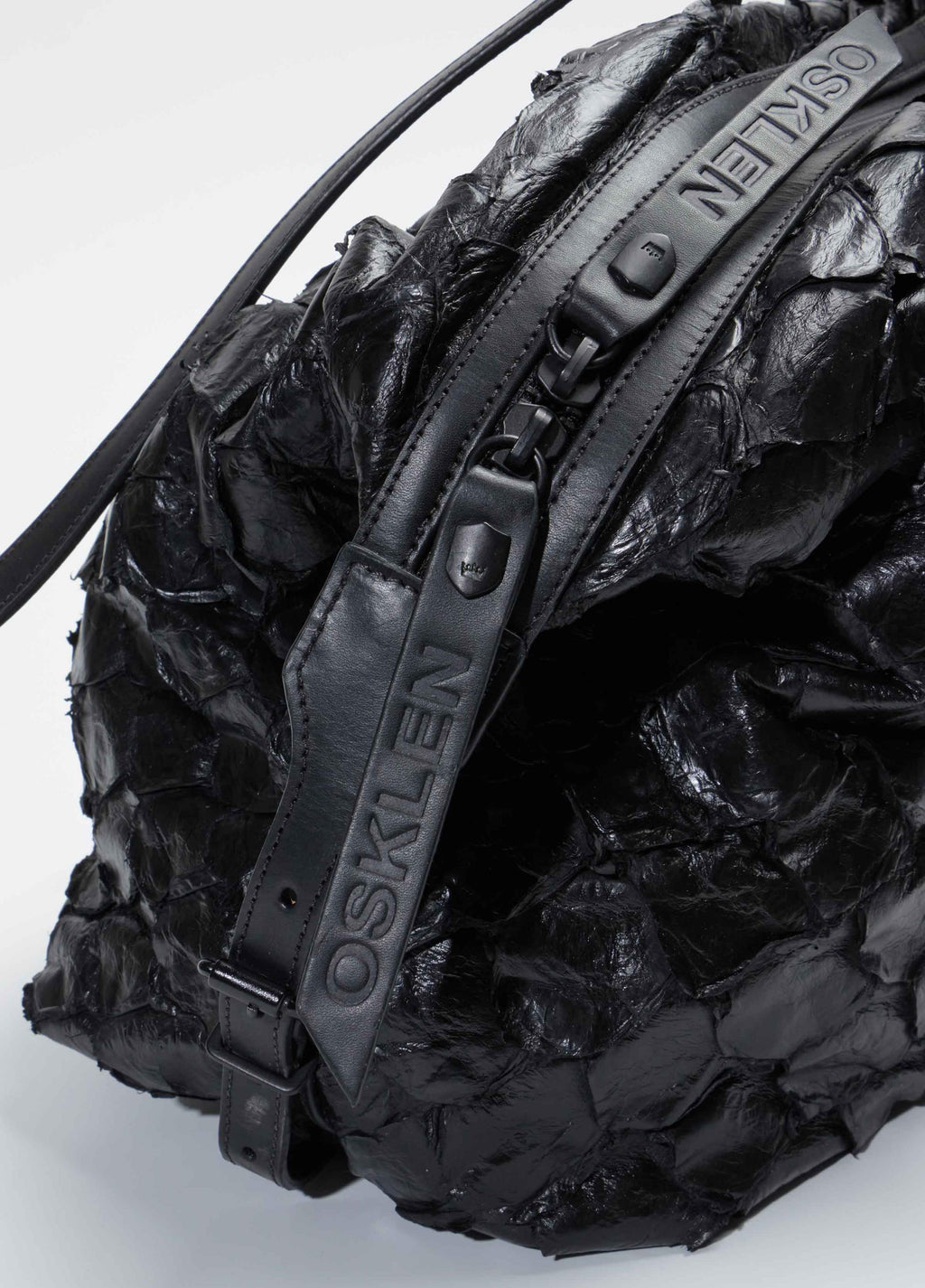 PIRARUCU SHOULDER BAG