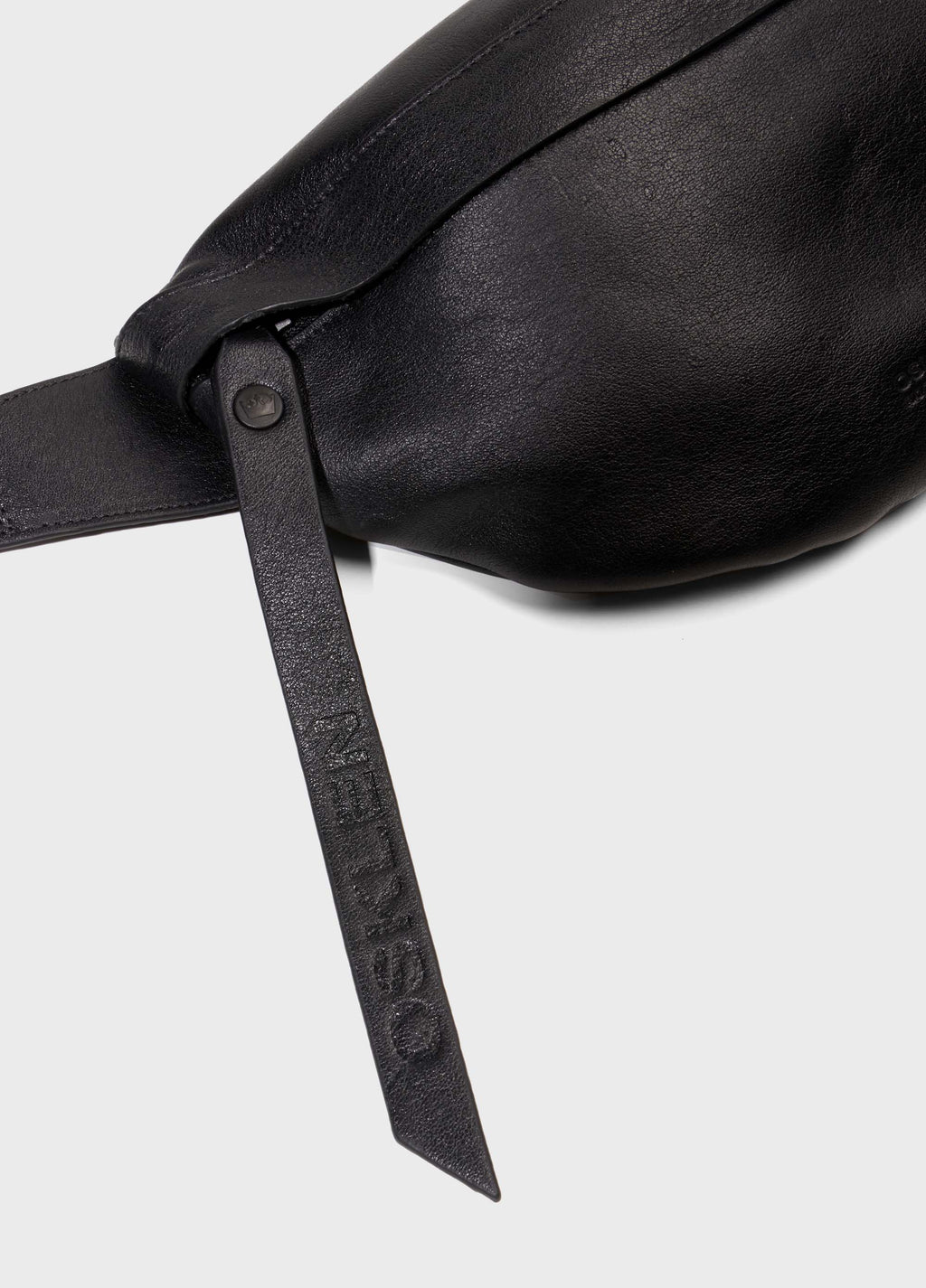 POCHETE LEATHER E-BASICS