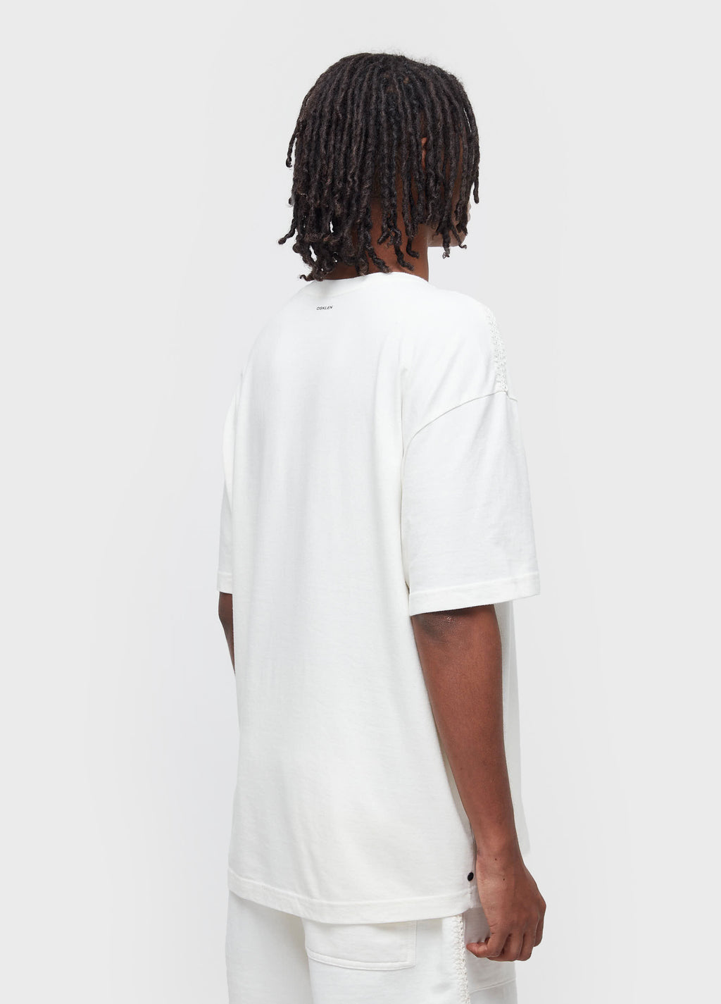 T-SHIRT OVER SHOULDER CROCHET MC