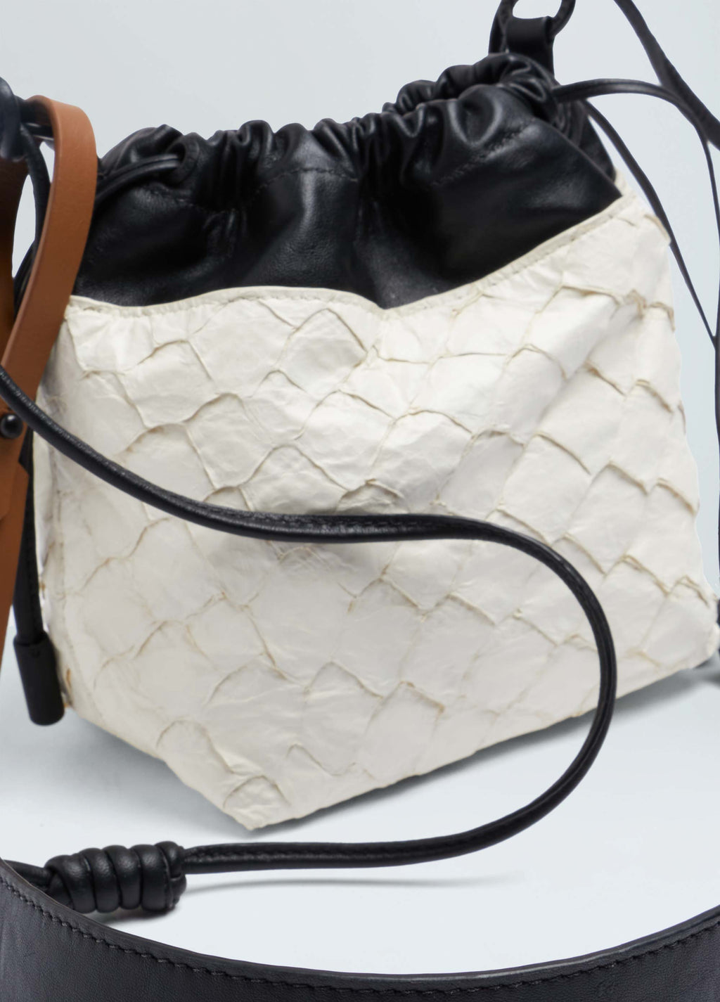 BOLSA PIRARUCU TAIRA