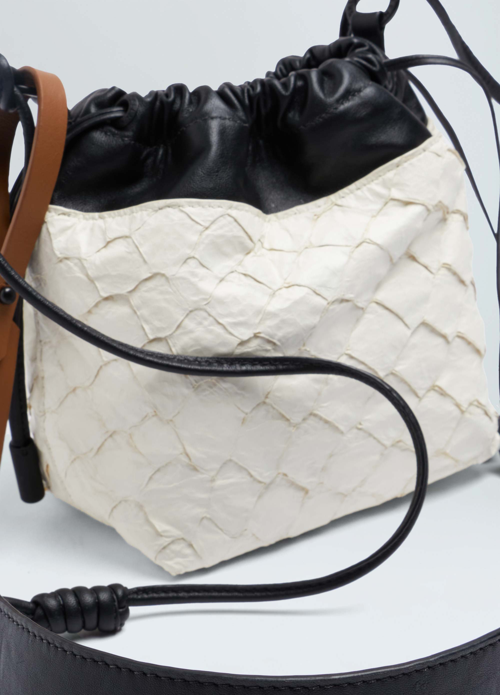 BOLSA PIRARUCU TAIRA