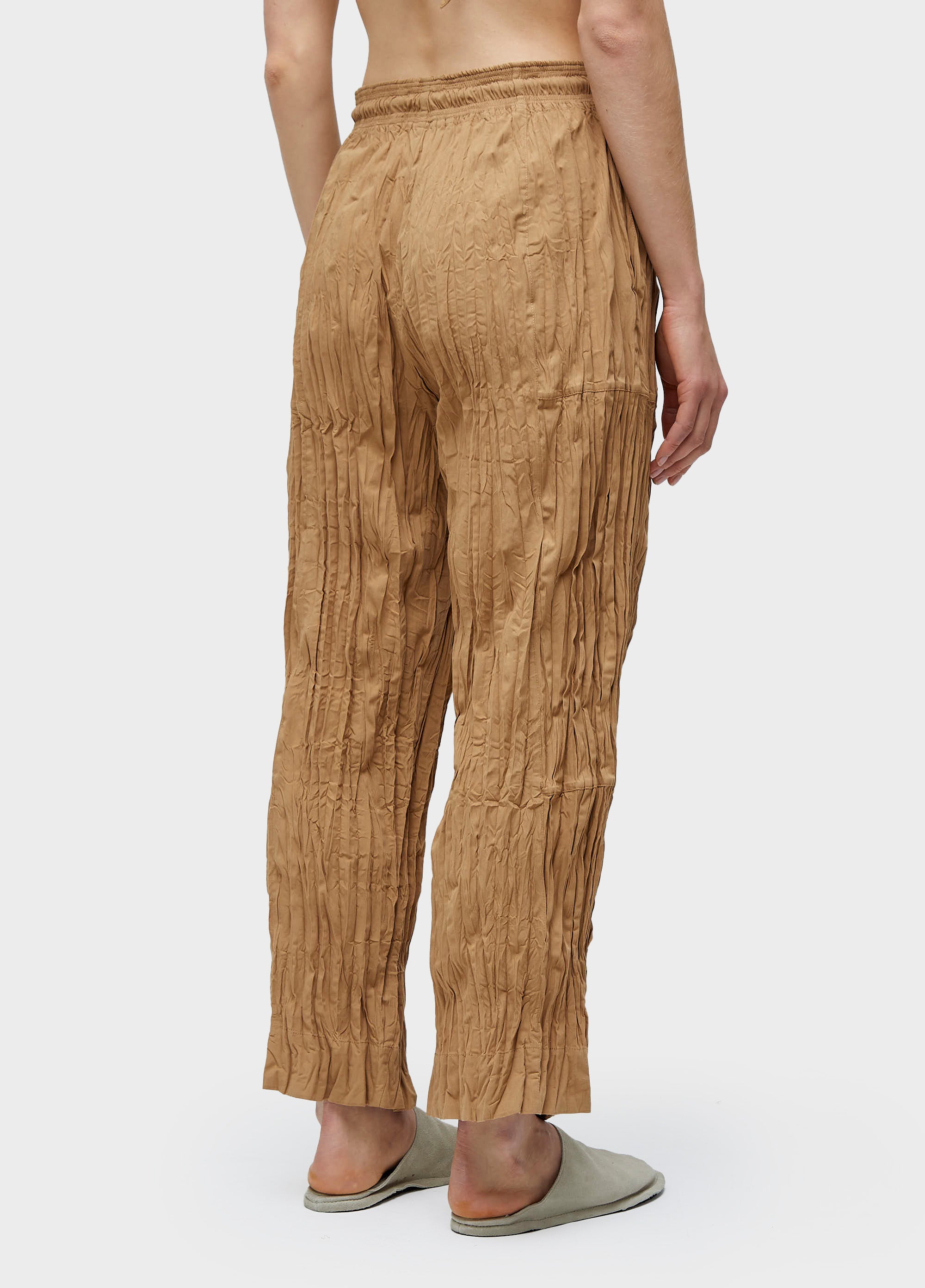 CALÇA RECORTES TRICOLINE WRINKLED
