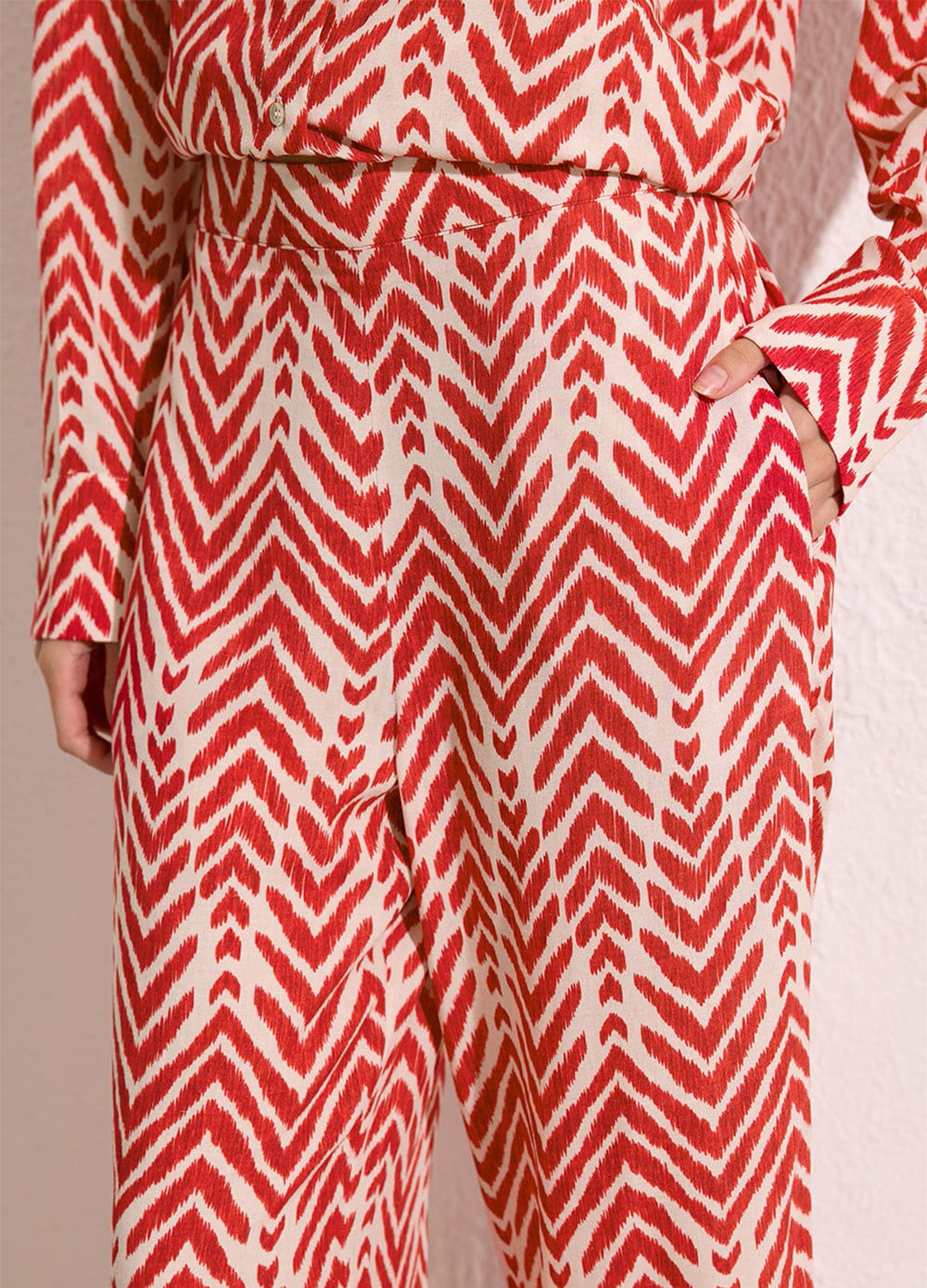 CALÇA ELÁSTICO COSTAS