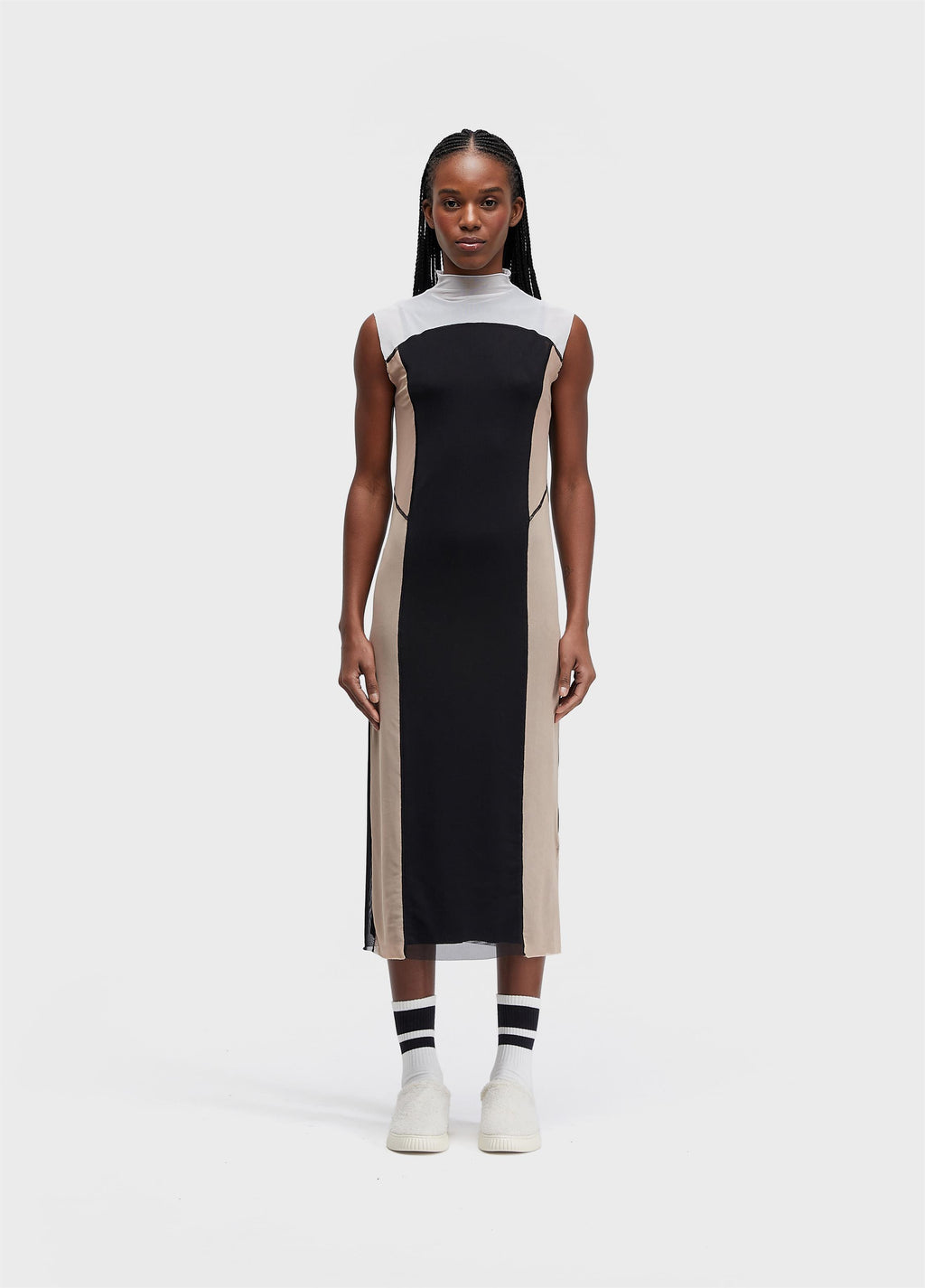 VESTIDO TULE RECORTES