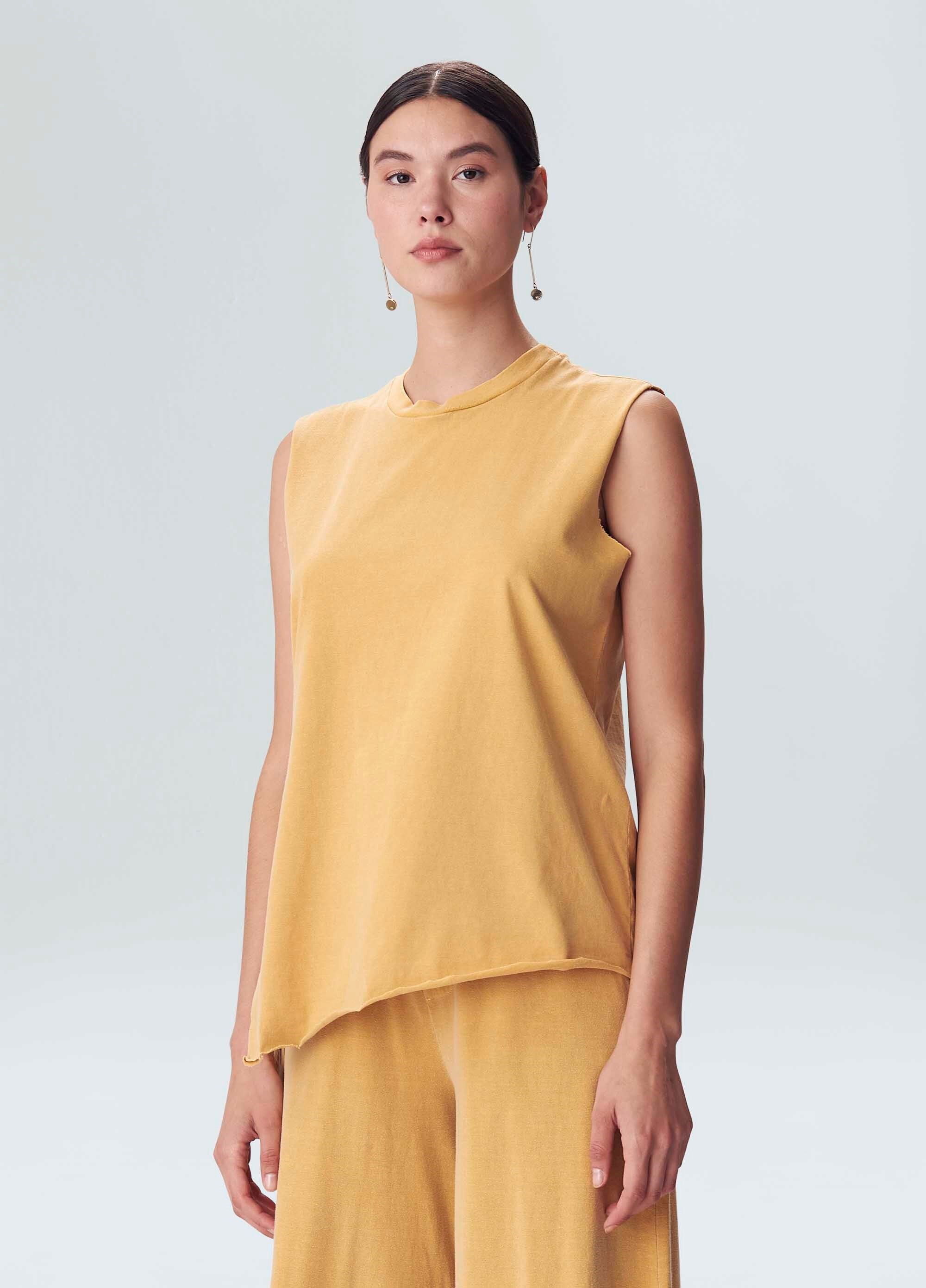 SLEEVELESS BÁSICA FENDA
