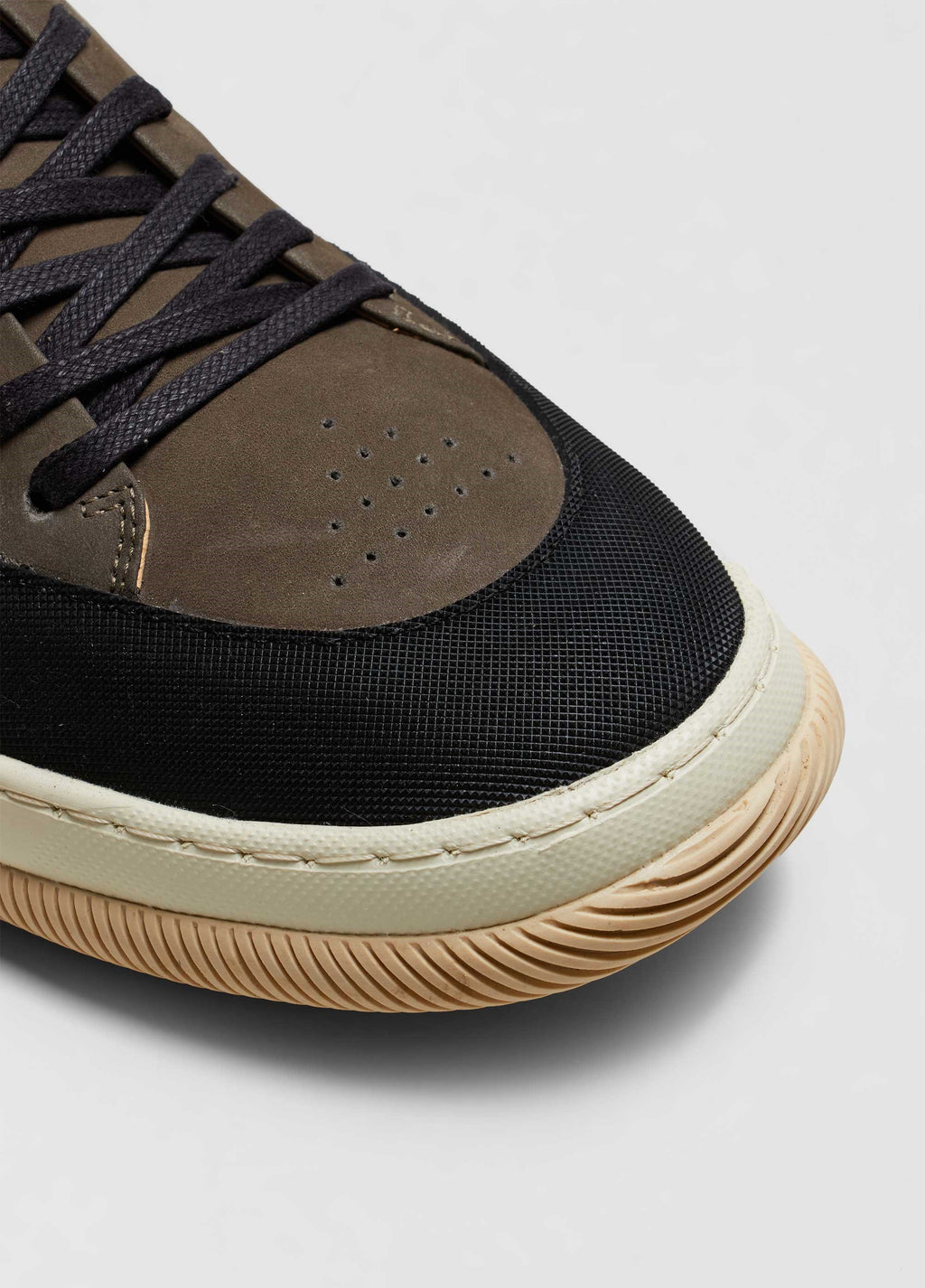 TENIS HYBRID LACES NOBUCK MASC CINZA ESCURO/PRETO/AMARELO